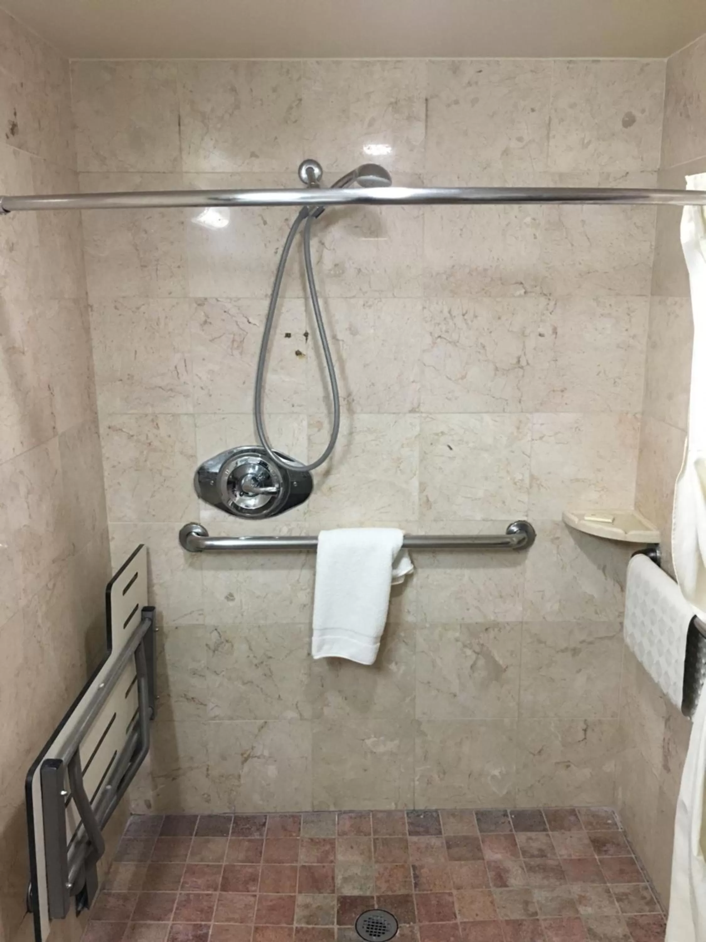 Shower in Arbor Inn Monterey