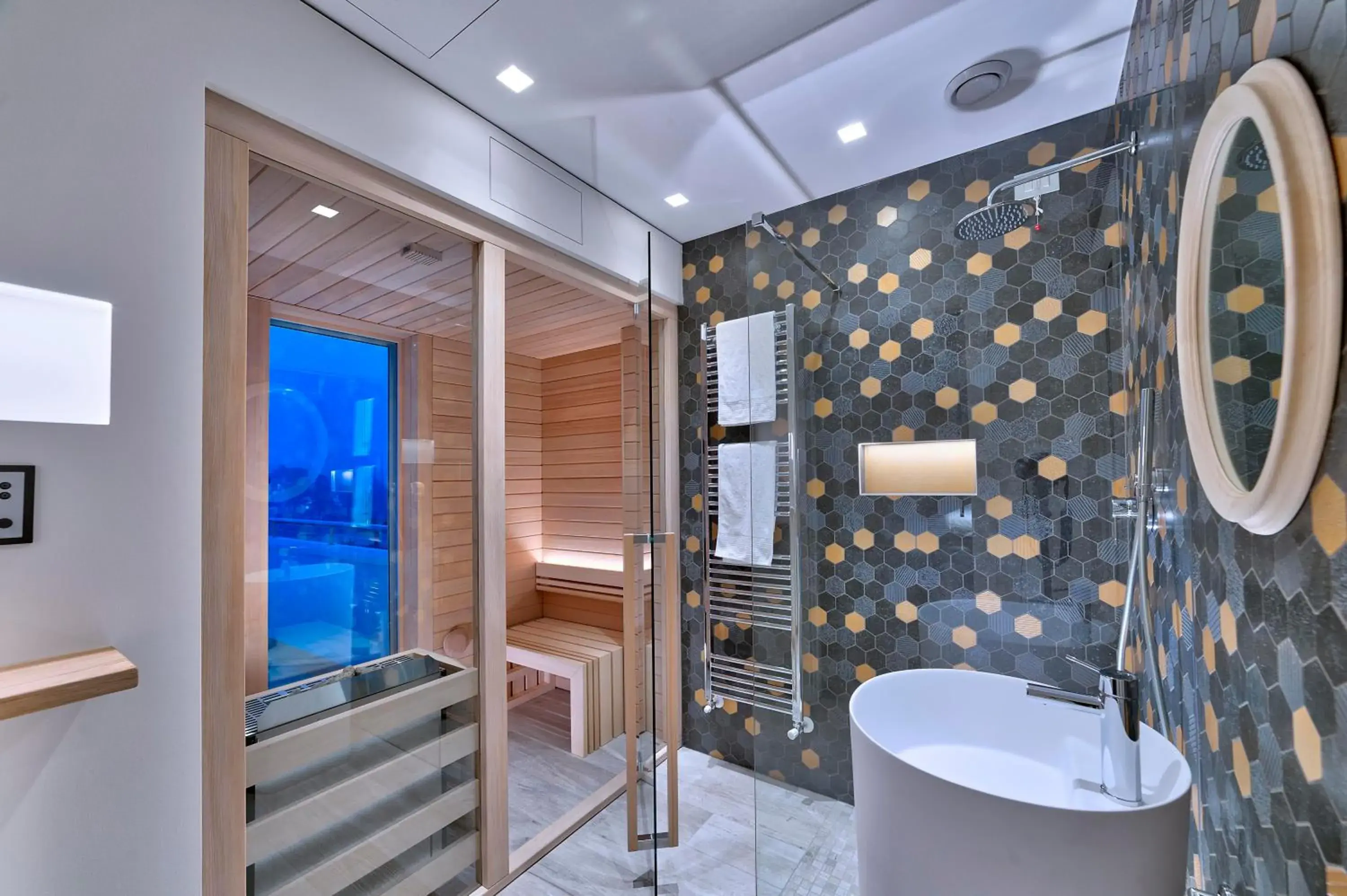 Sauna, Bathroom in Esplanade Tergesteo - Luxury Retreat