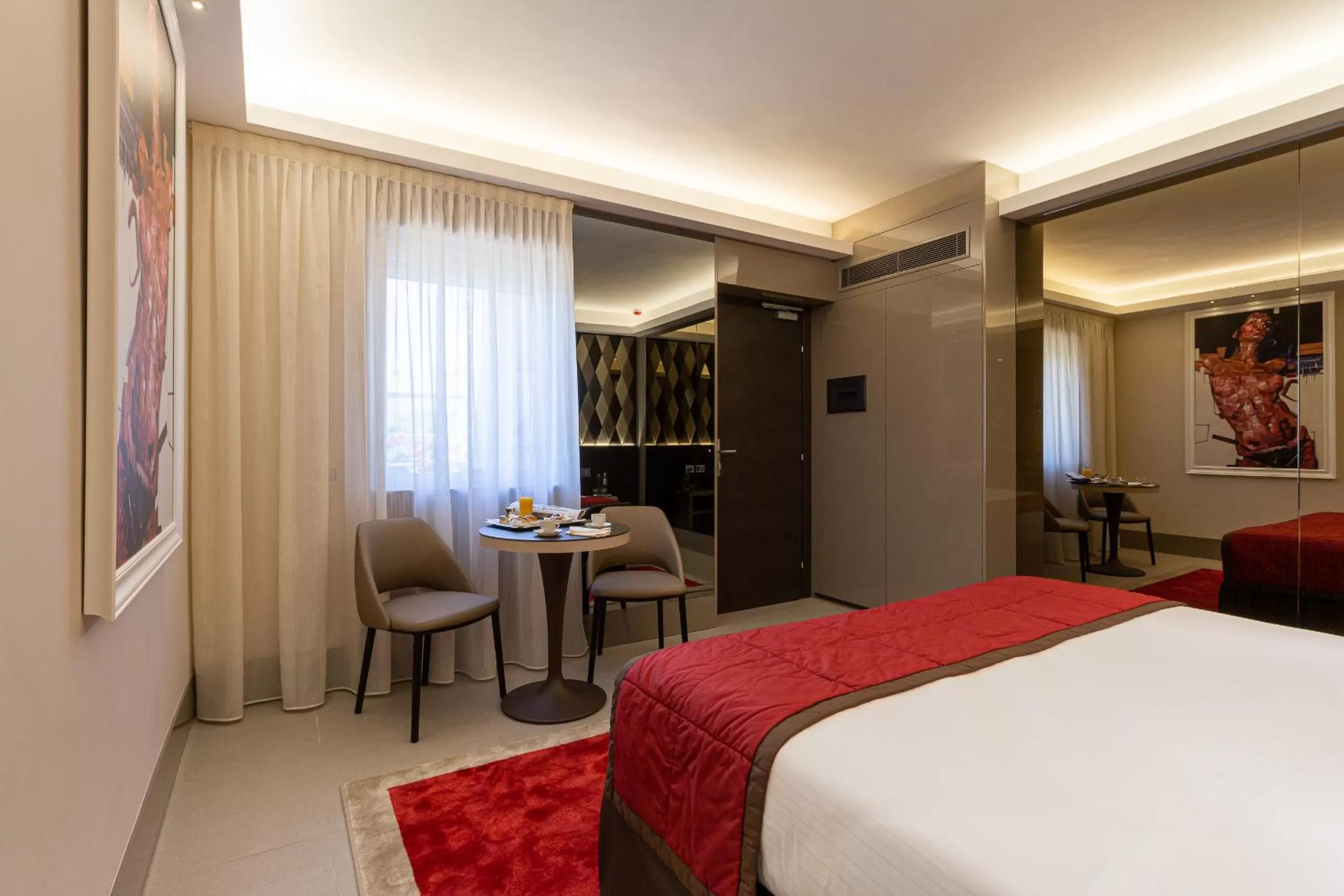 Bedroom, Bed in Harry's Bar Trevi Hotel & Restaurant