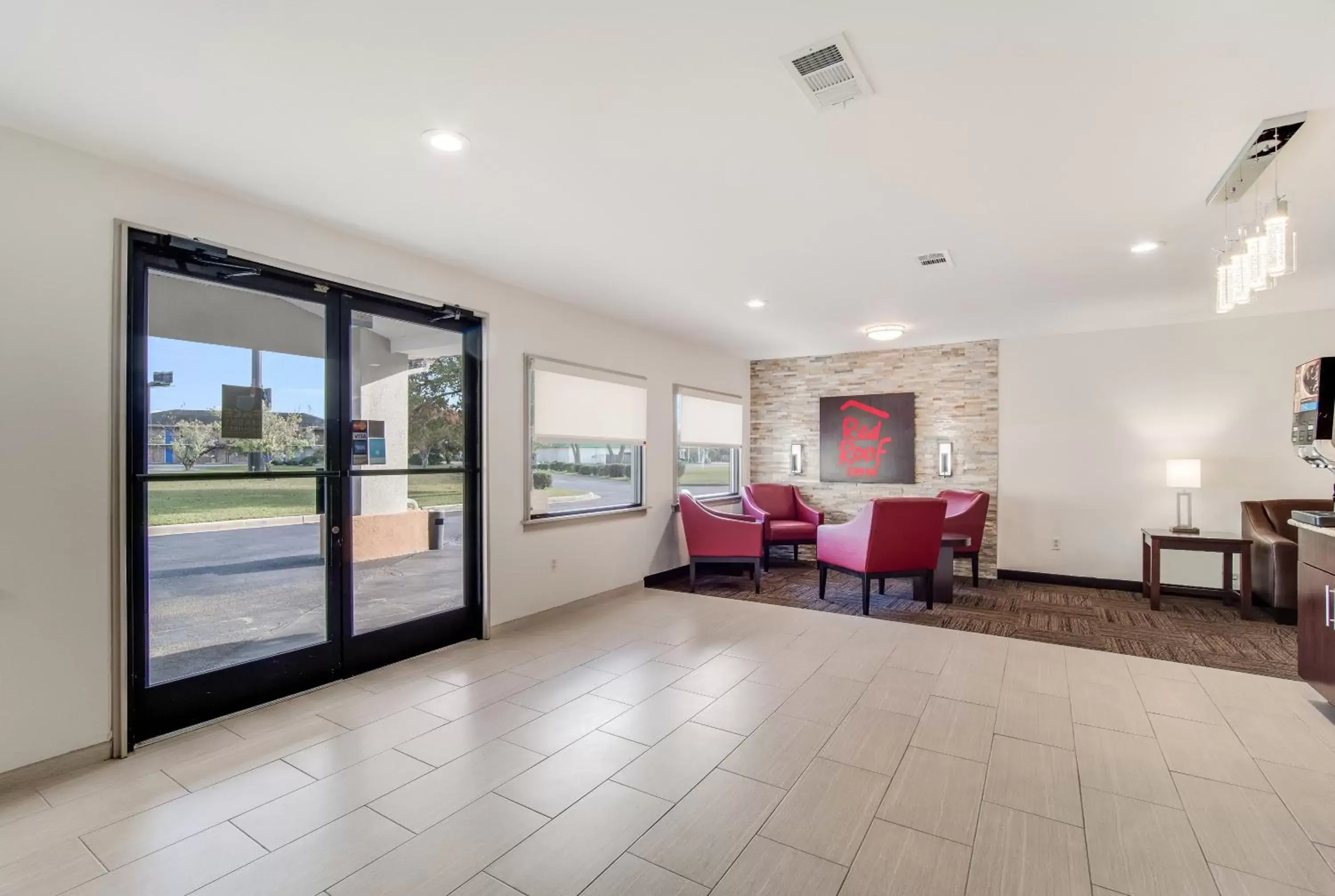 Lobby or reception in Red Roof Inn St George, SC