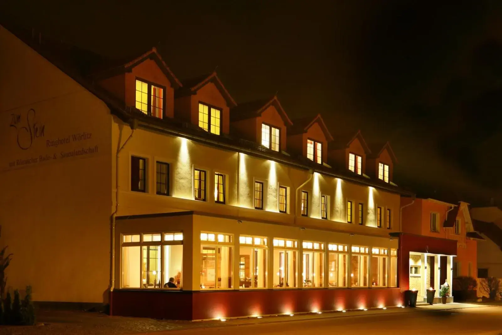 Spring, Property Building in Ringhotel Hotel Zum Stein