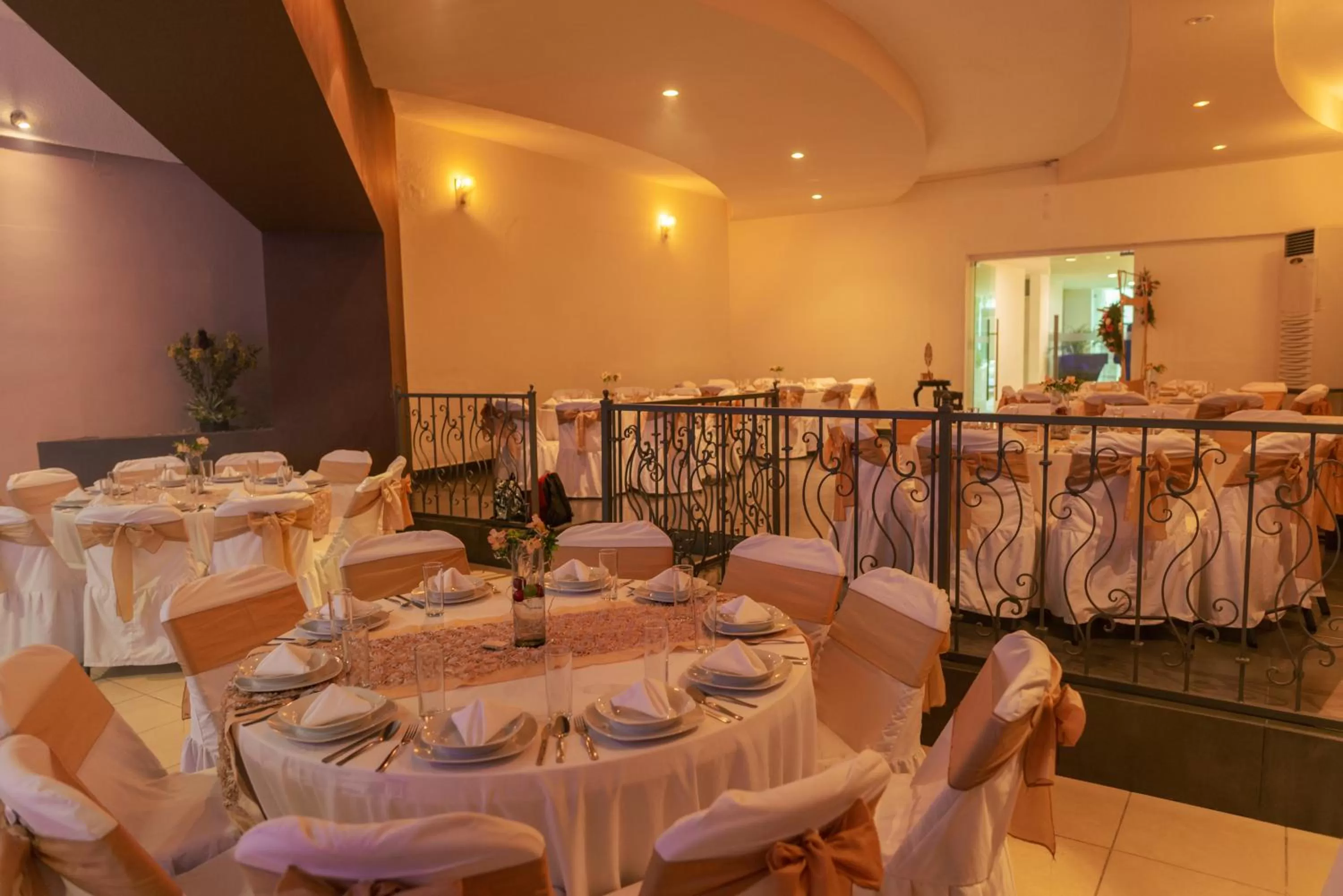 Seating area in Hotel St. George