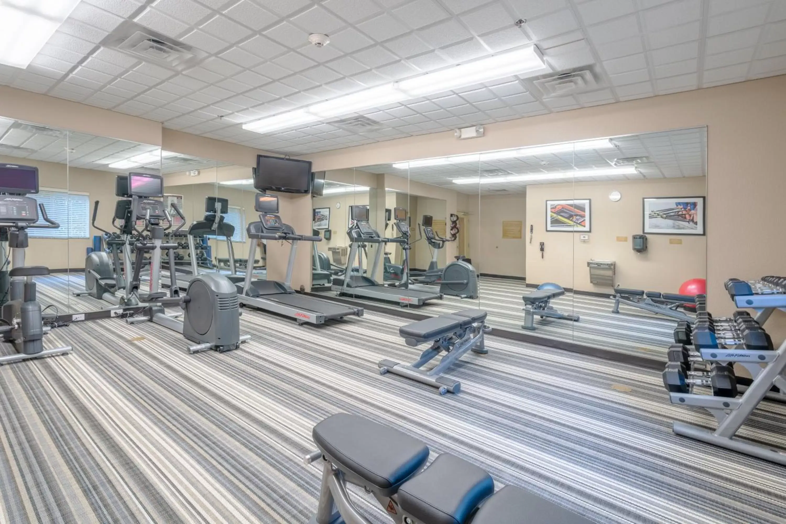 Spa and wellness centre/facilities, Fitness Center/Facilities in Candlewood Suites Arundel Mills / BWI Airport, an IHG Hotel
