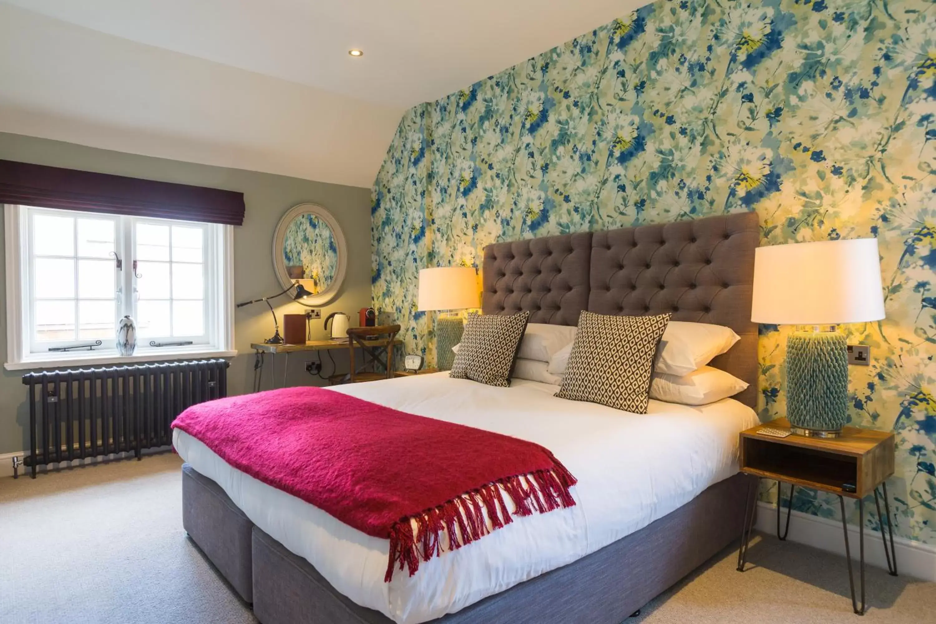 Bedroom, Bed in The Chequers Marlow