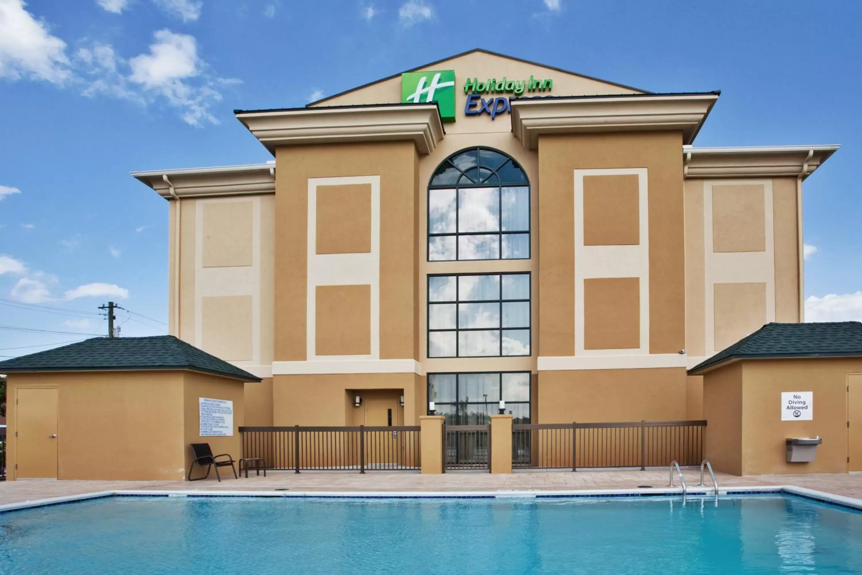 Swimming pool, Property Building in Holiday Inn Express Hotel & Suites Cordele North, an IHG Hotel