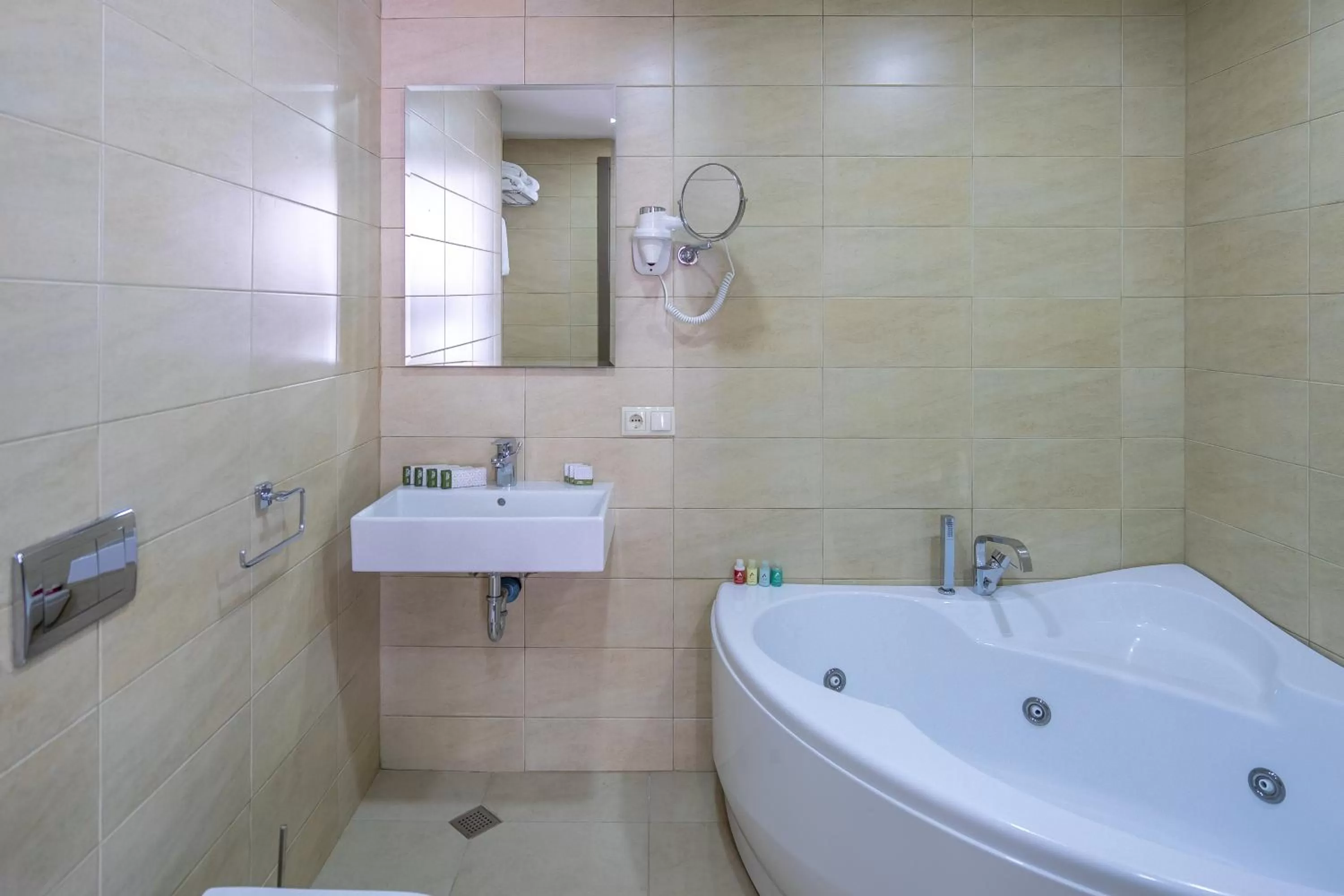 Shower in Hotel Atlas Abashidze