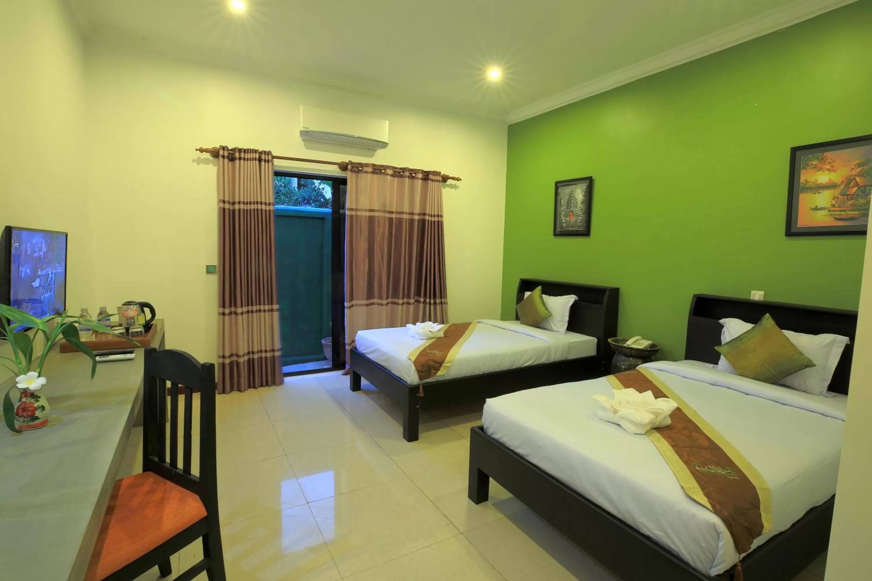 Property building, Bed in Sakun Angkor Boutique