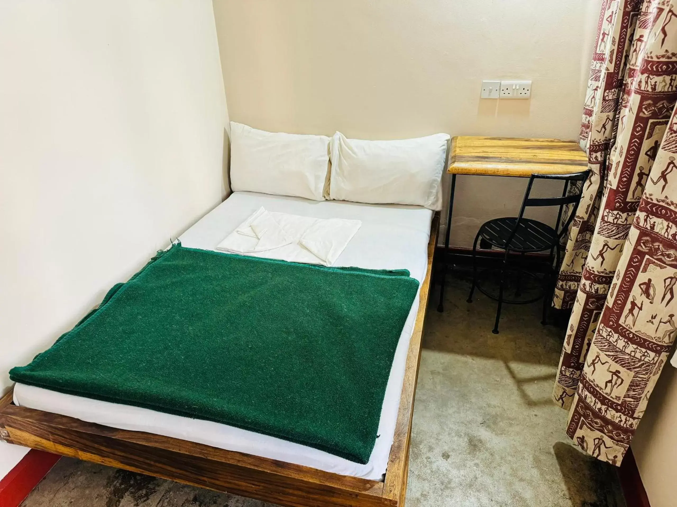 Bed in Arusha Backpackers Hotel