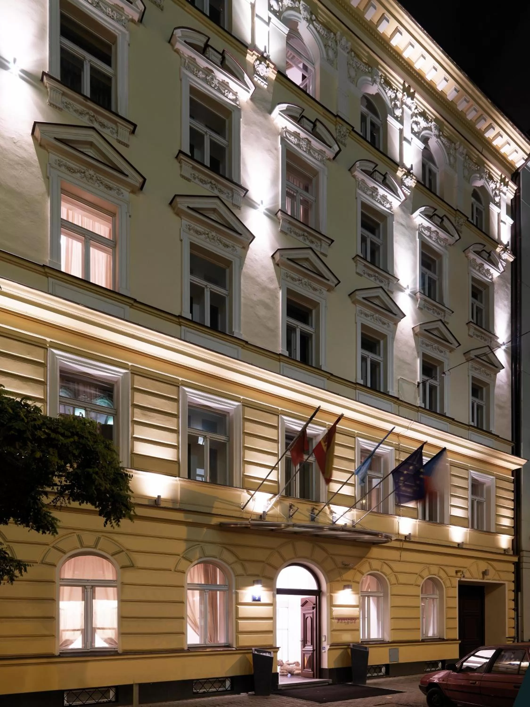 Facade/entrance in Hotel Assenzio Prague