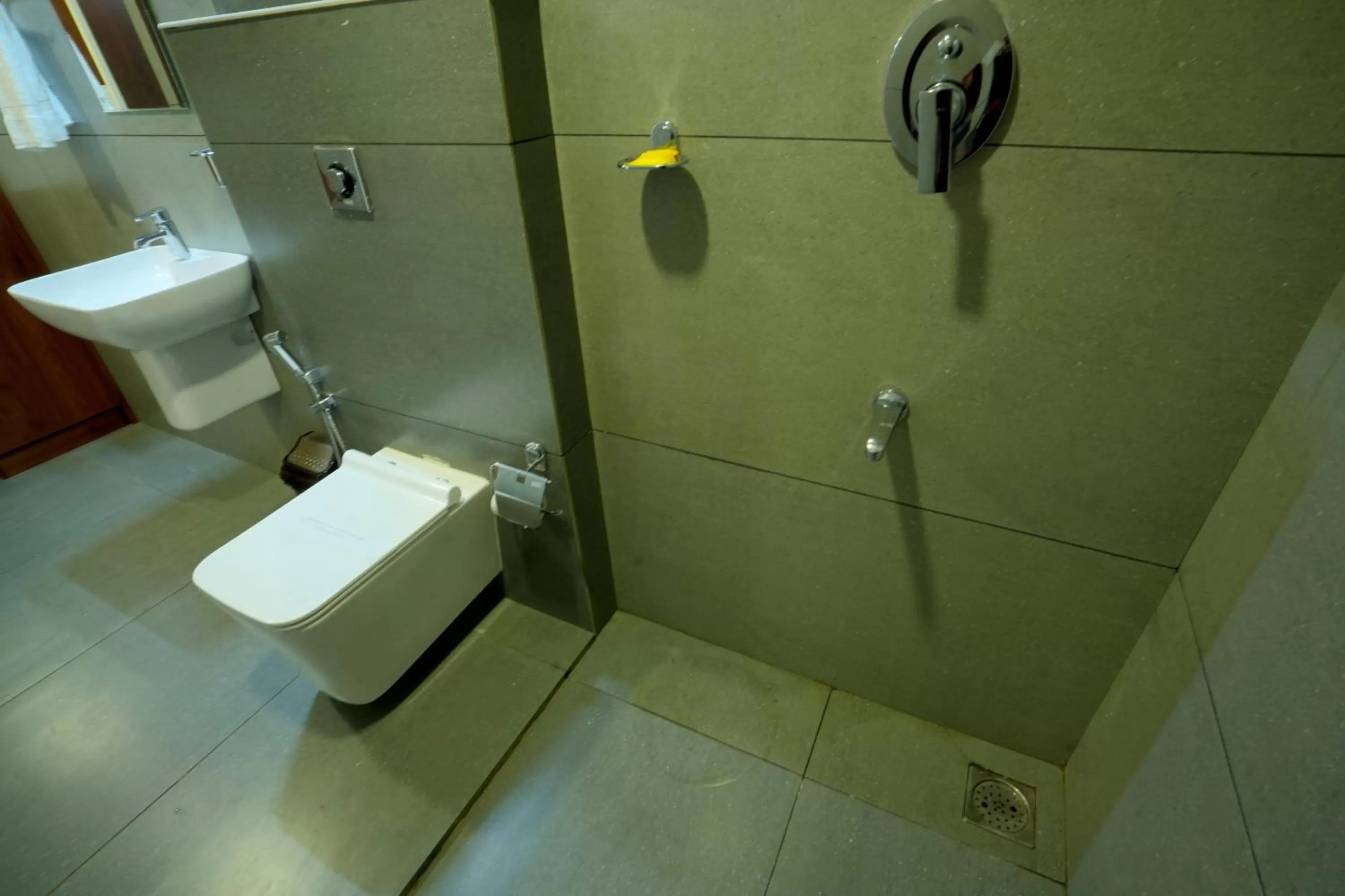 Bathroom in Misty Range Resorts