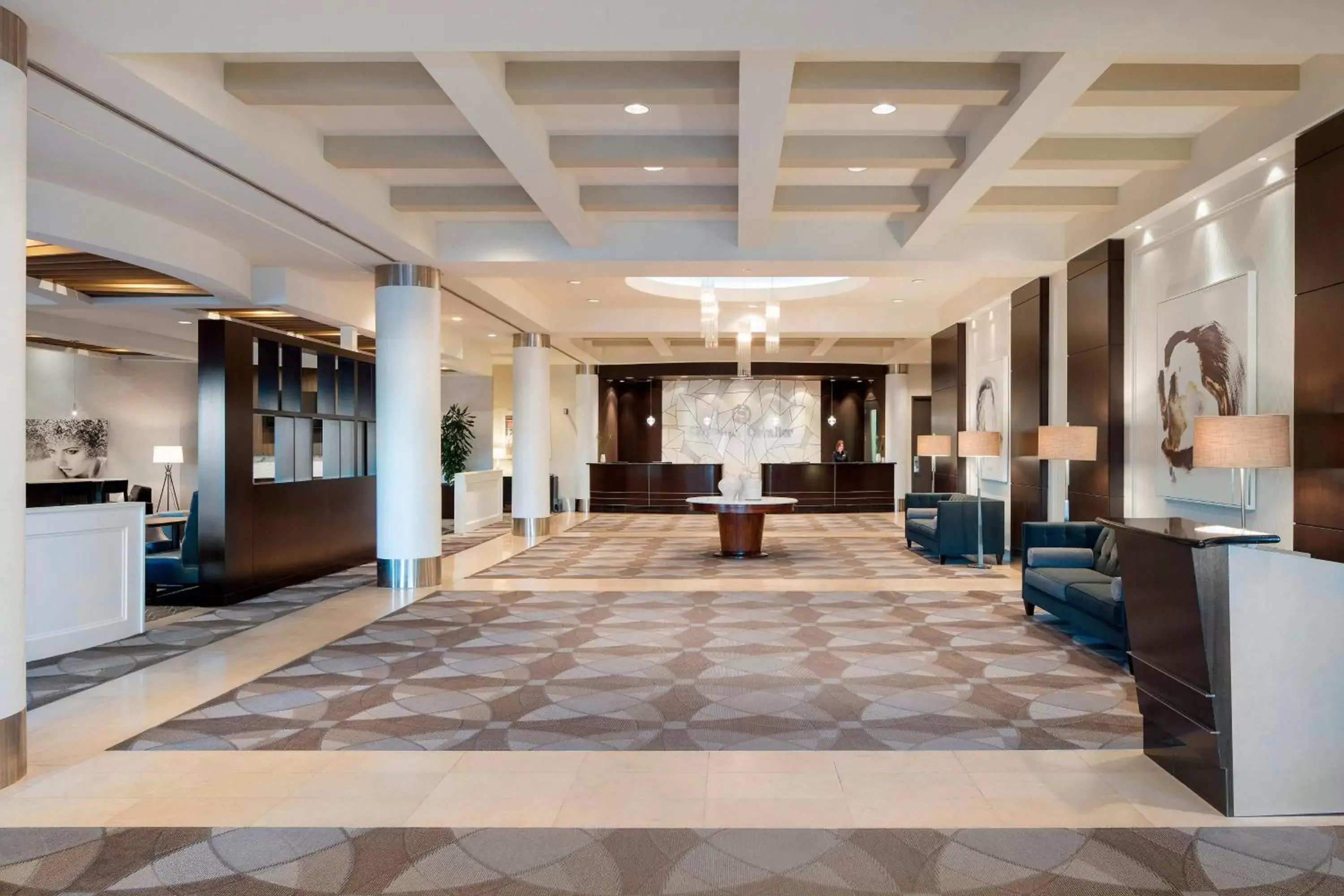 Lobby or reception, Lobby/Reception in Sheraton Cavalier Calgary Hotel