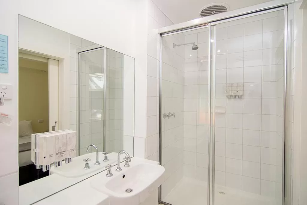 Miami Hotel Melbourne