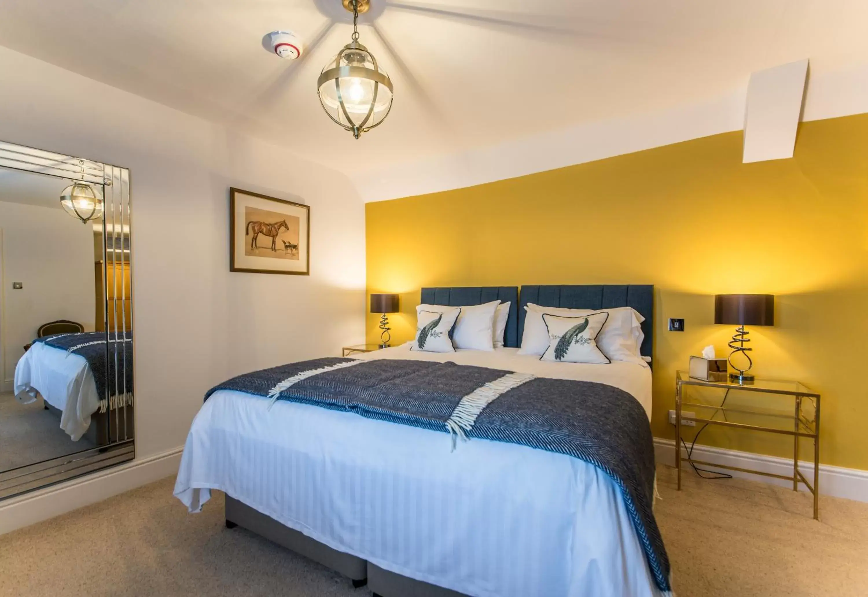 Bed in Marlborough Arms Bed in Marlborough Arms