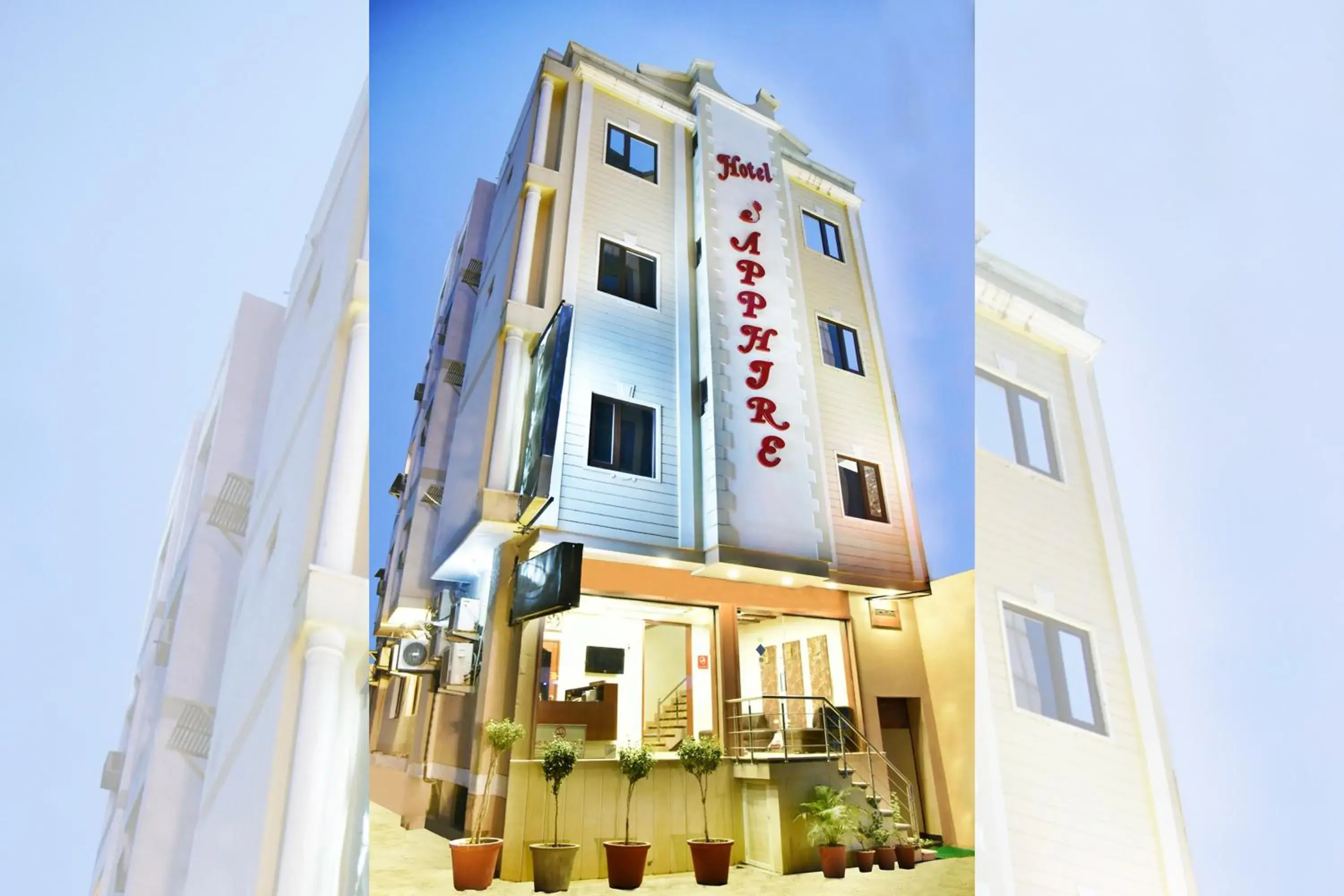 Facade/entrance, Property Building in Hotel Sapphire Opposite Golden Temple