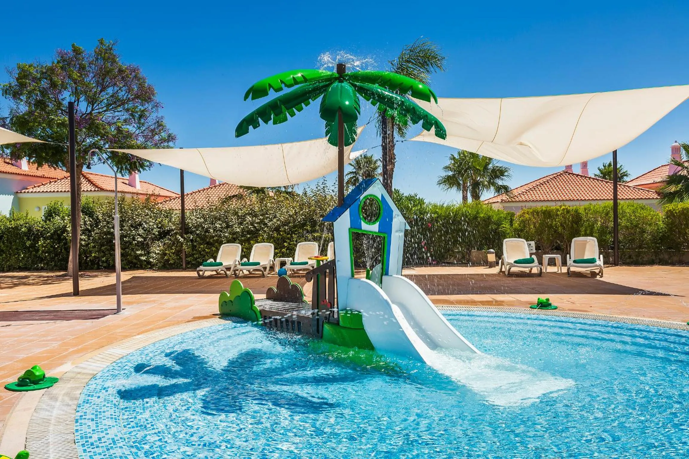 Eden Villas & Apartments