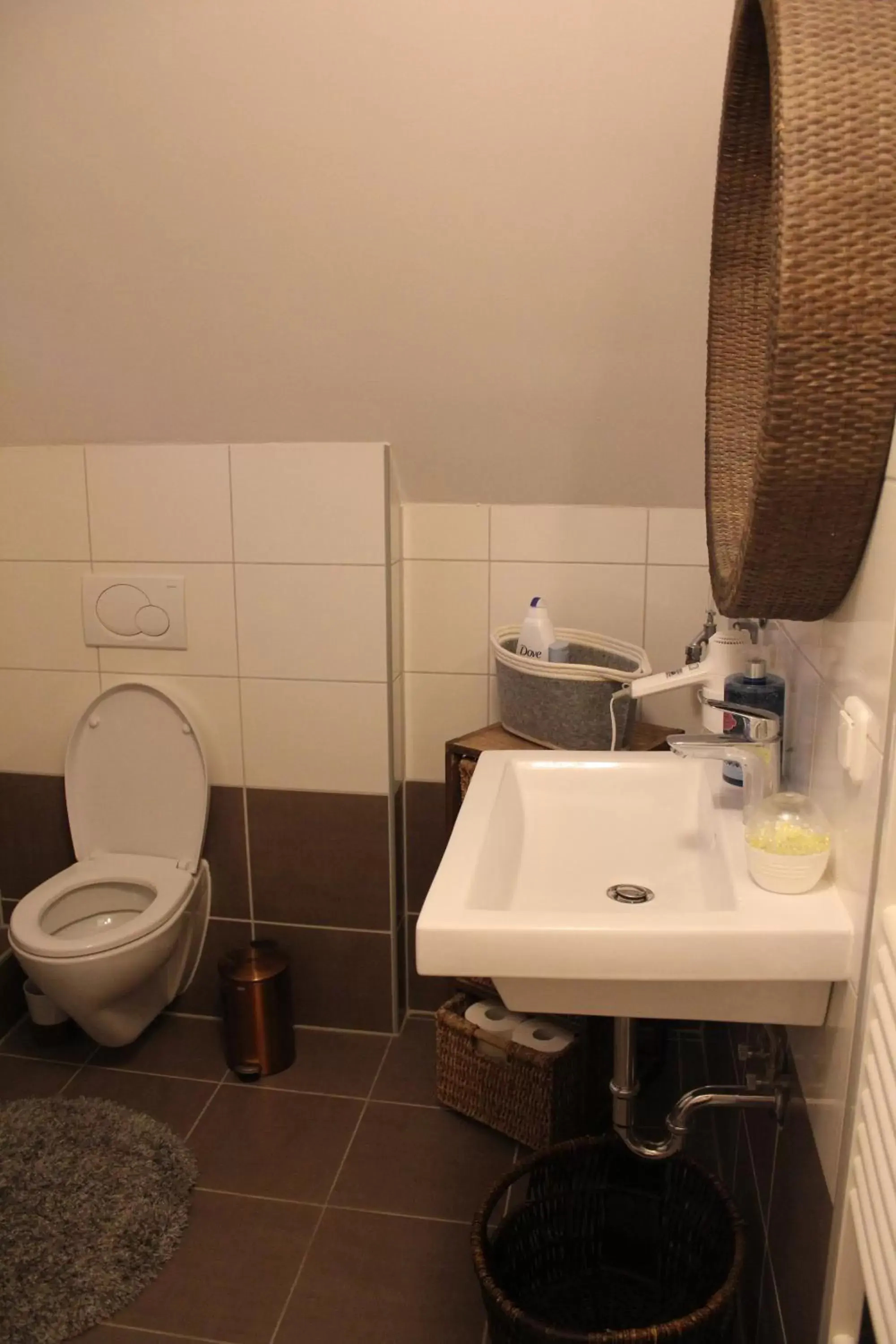 Toilet, Bathroom in Gästehaus Chaplin