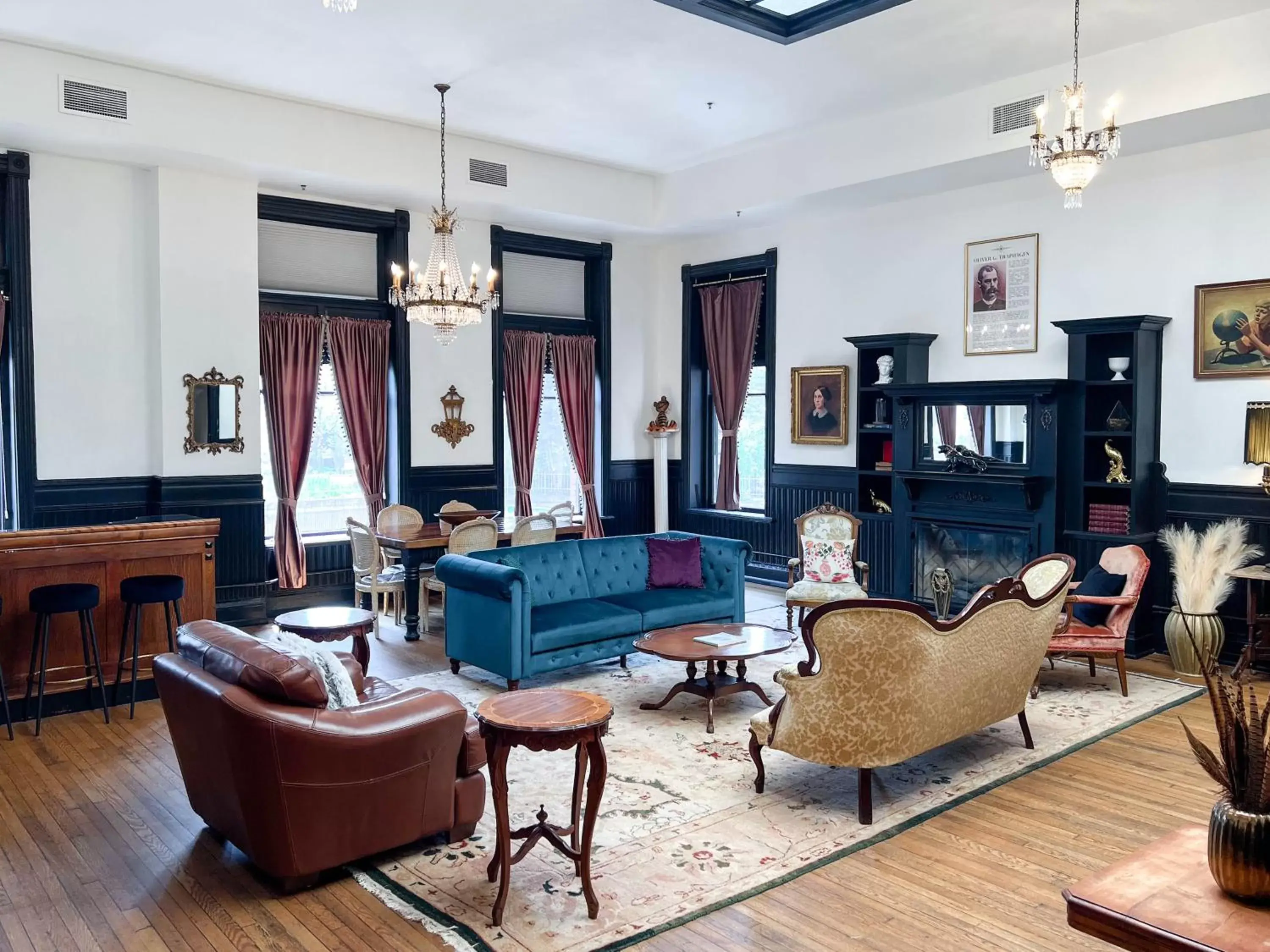 TV and multimedia, Seating Area in The Oliver Inn