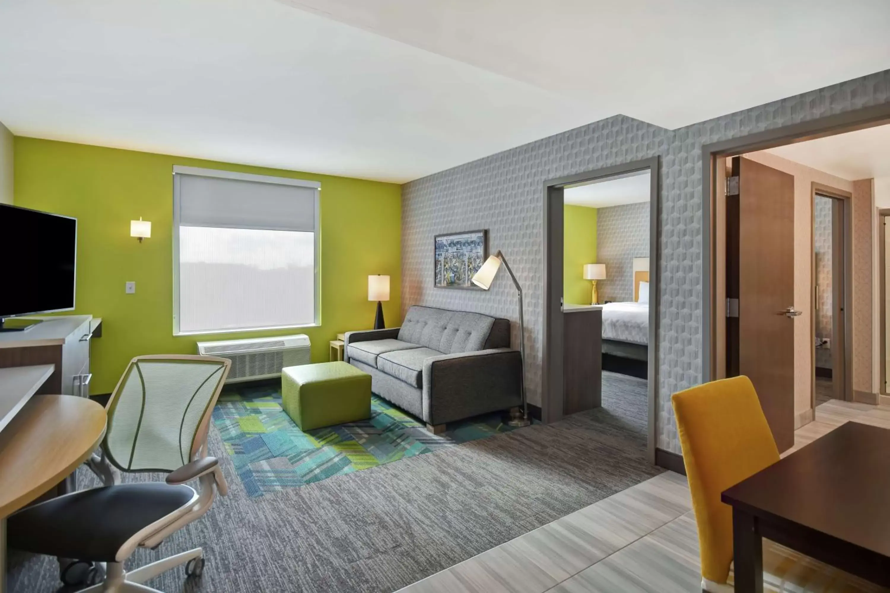 Bedroom in Home2 Suites By Hilton Taylor Detroit