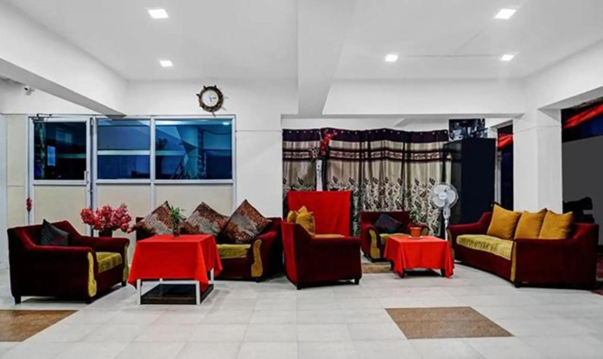 Seating Area in FabHotel Prime Finesse