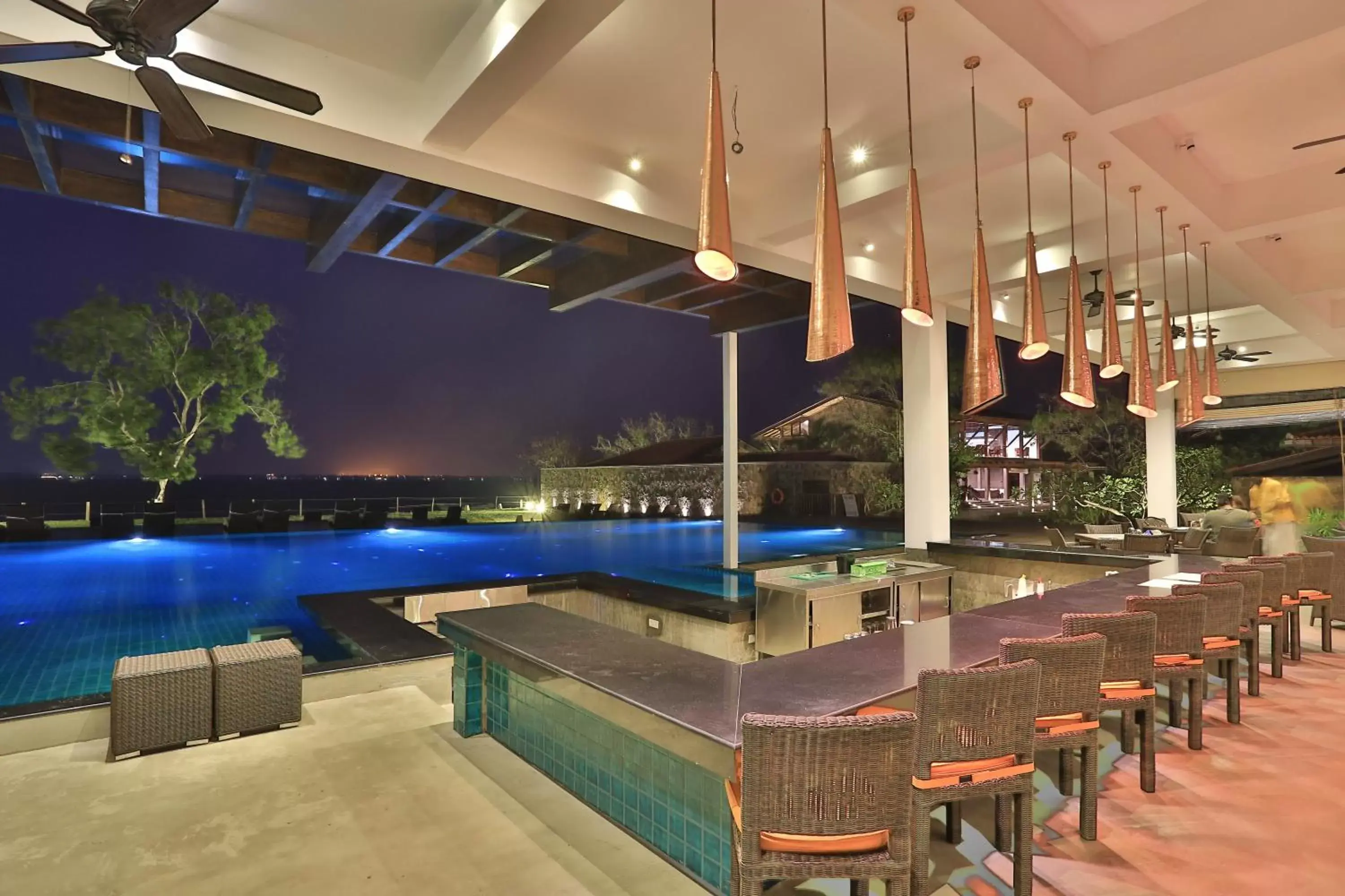 Swimming pool in Regenta Arie Lagoon Negombo Swimming pool in Regenta Arie Lagoon Negombo