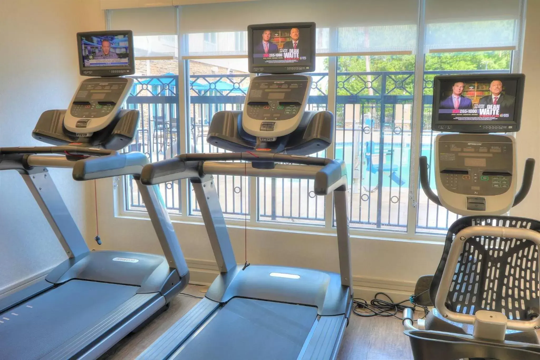 Fitness centre/facilities in Holiday Inn Express Hotel & Suites Mobile Saraland by IHG Fitness centre/facilities in Holiday Inn Express Hotel & Suites Mobile Saraland by IHG