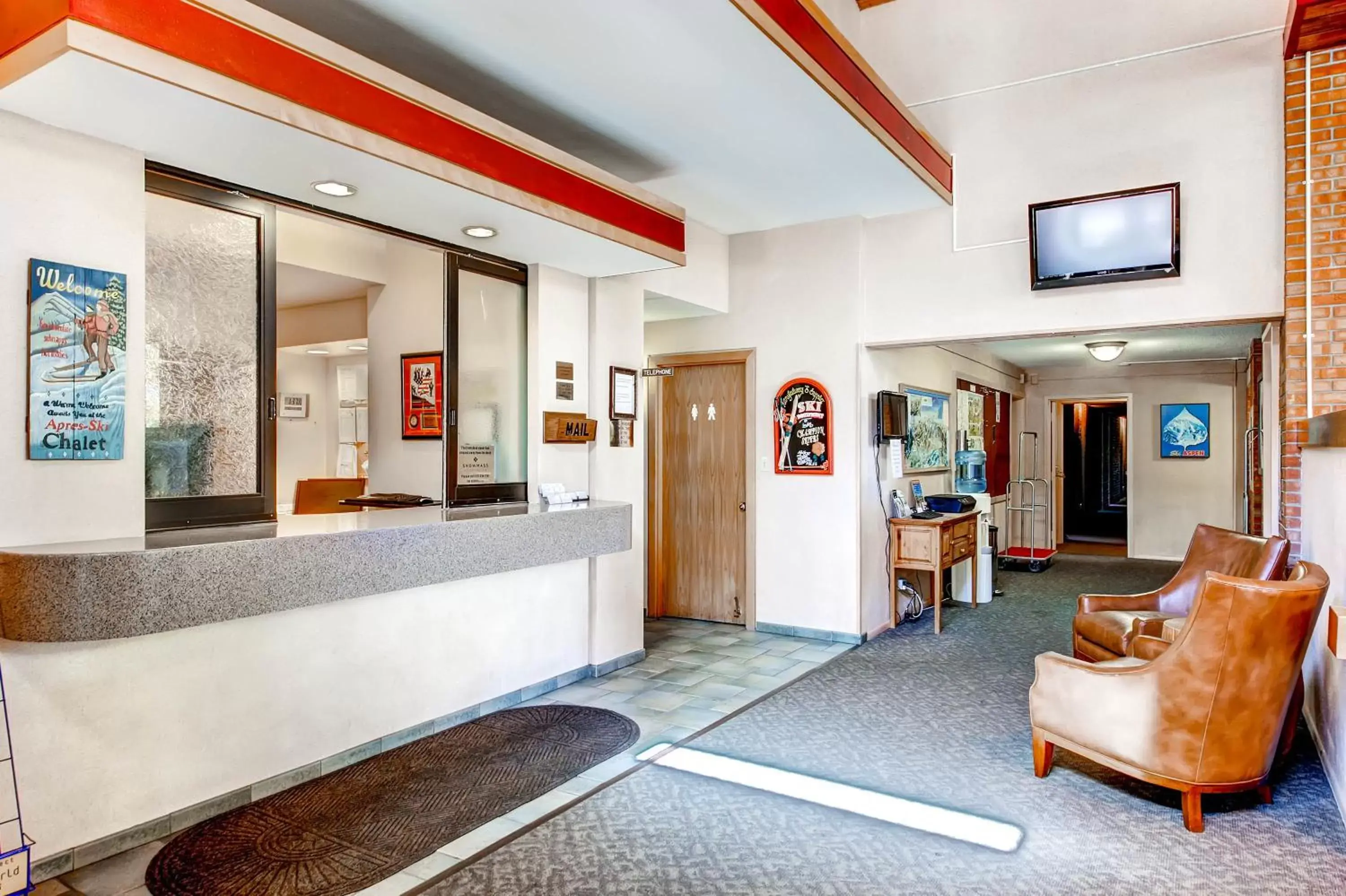 Lobby or reception in Mountain Chalet Snowmass Lobby or reception in Mountain Chalet Snowmass