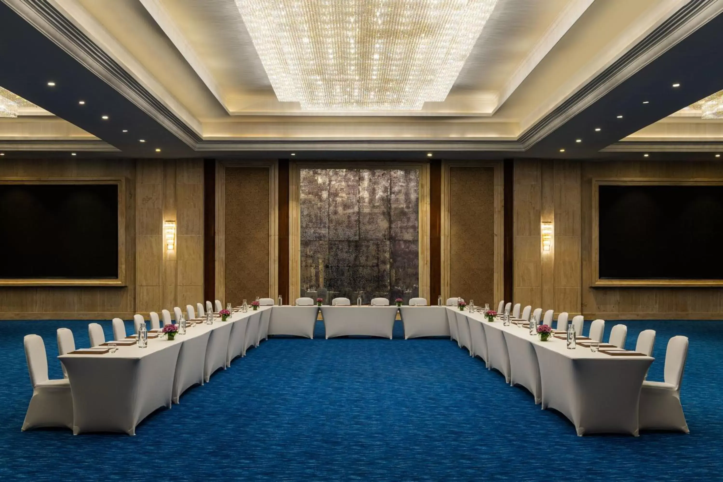 Meeting/conference room in The St. Regis Almasa Hotel, Cairo