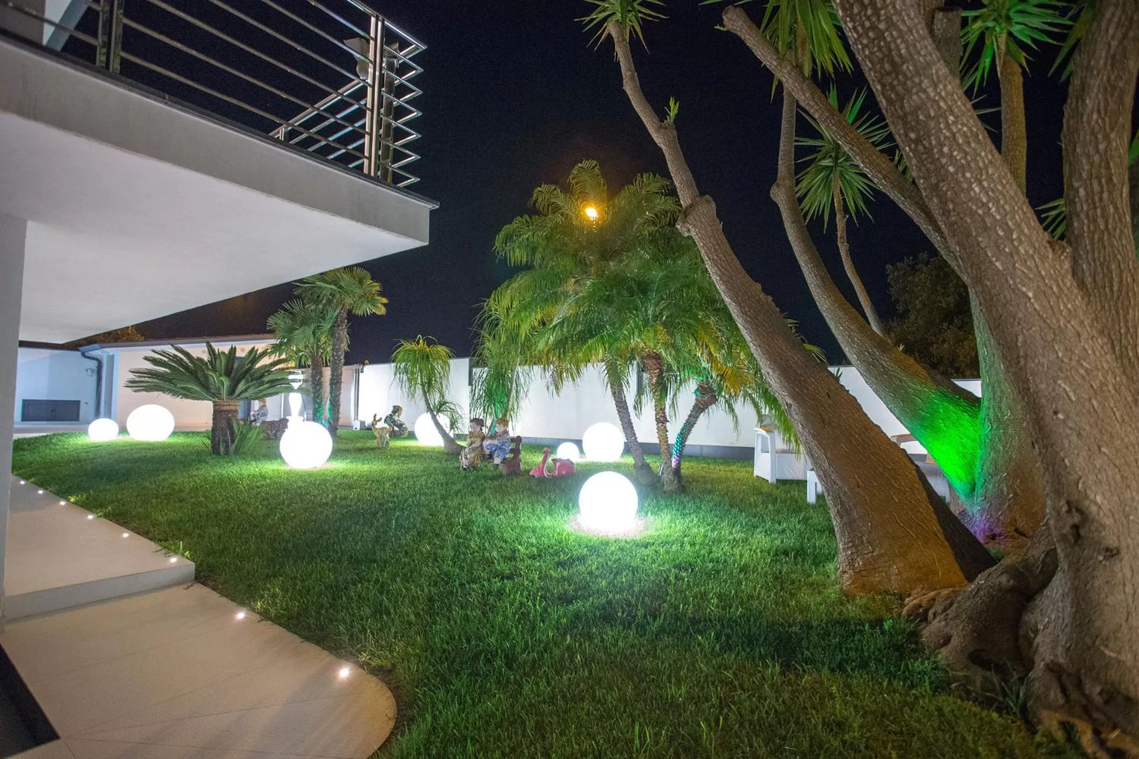 Garden in Tra Le Braccia di Morfeo