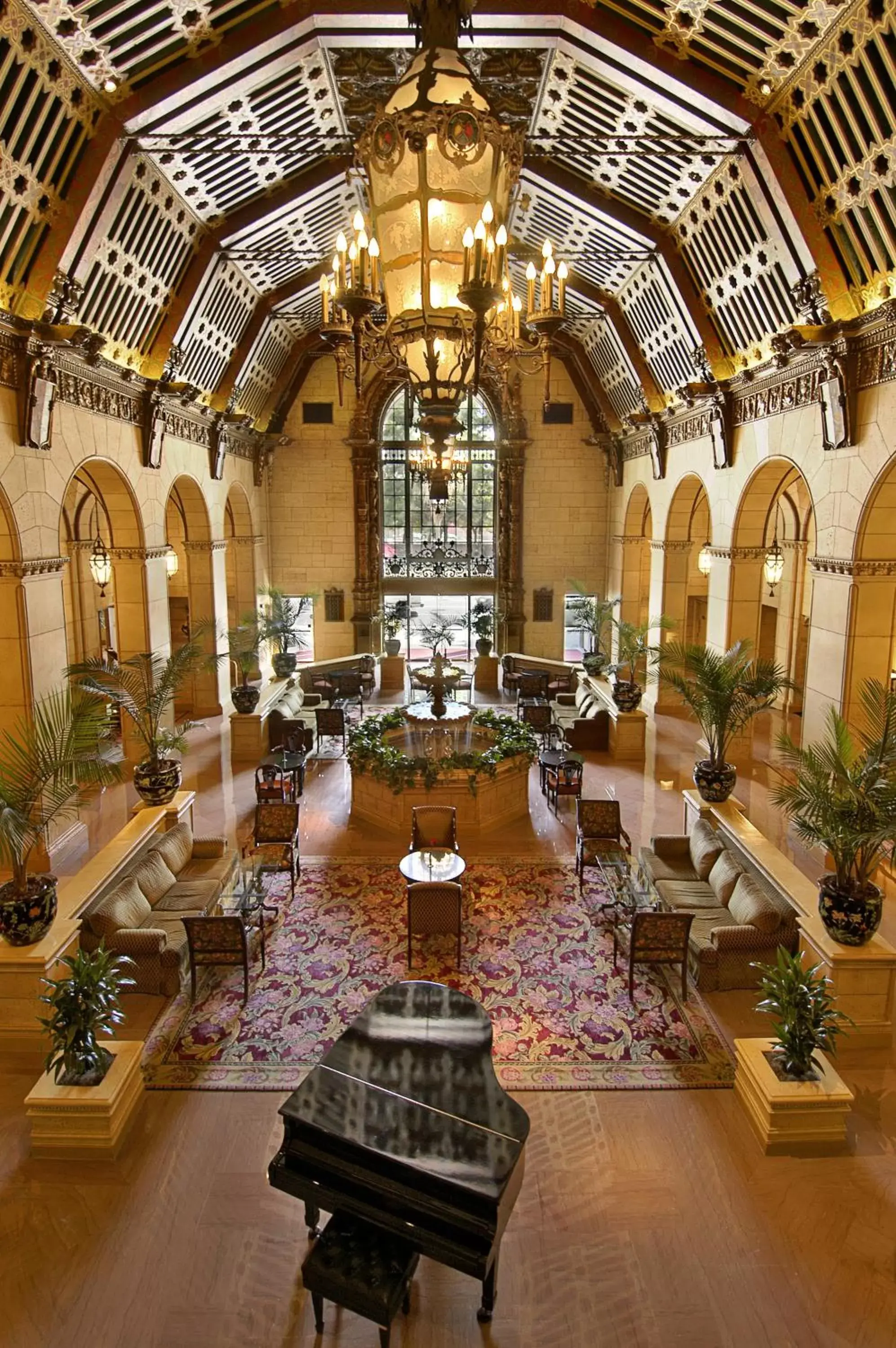 Restaurant/places to eat in The Biltmore Los Angeles