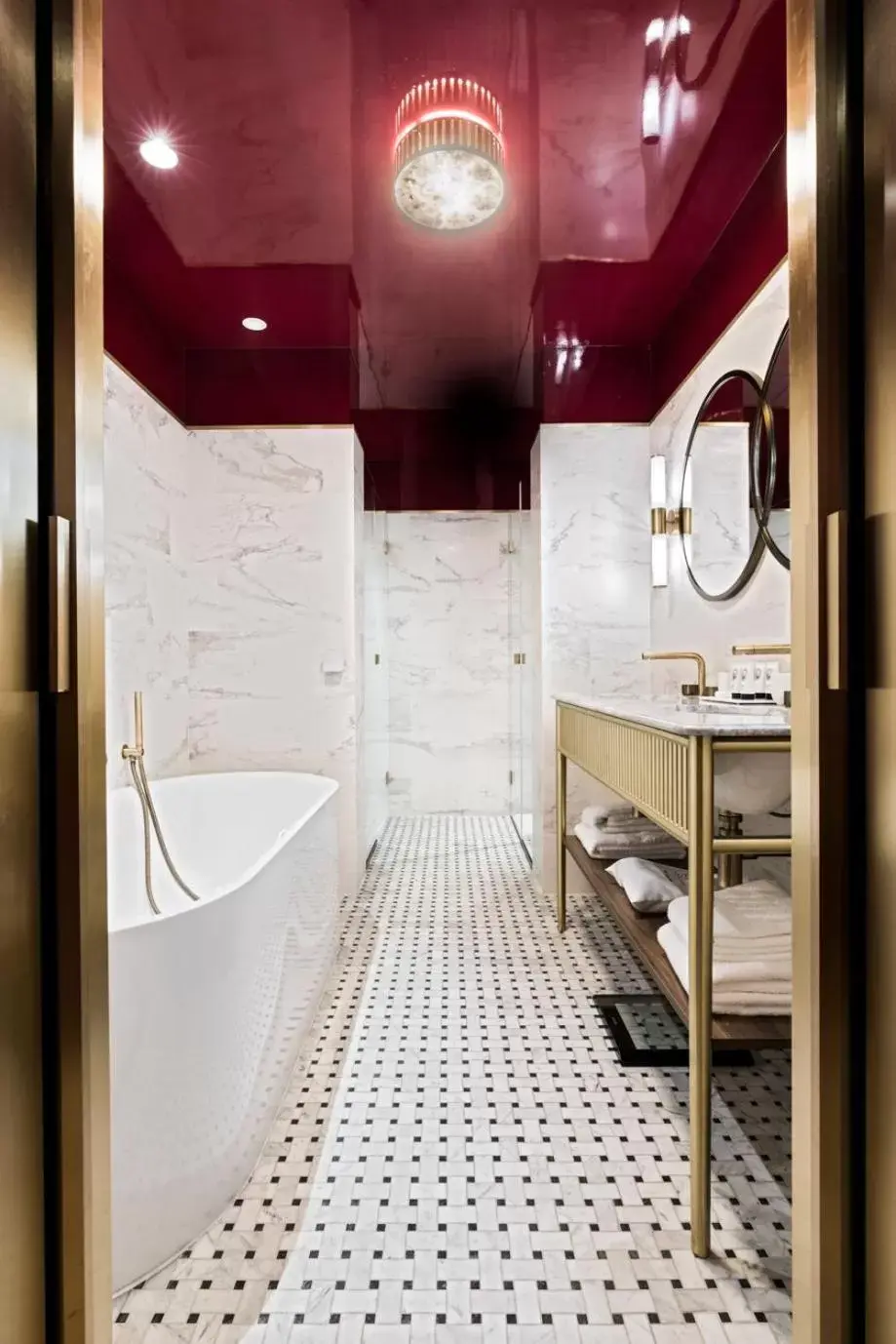 Bathroom in Grand Powers Hotel