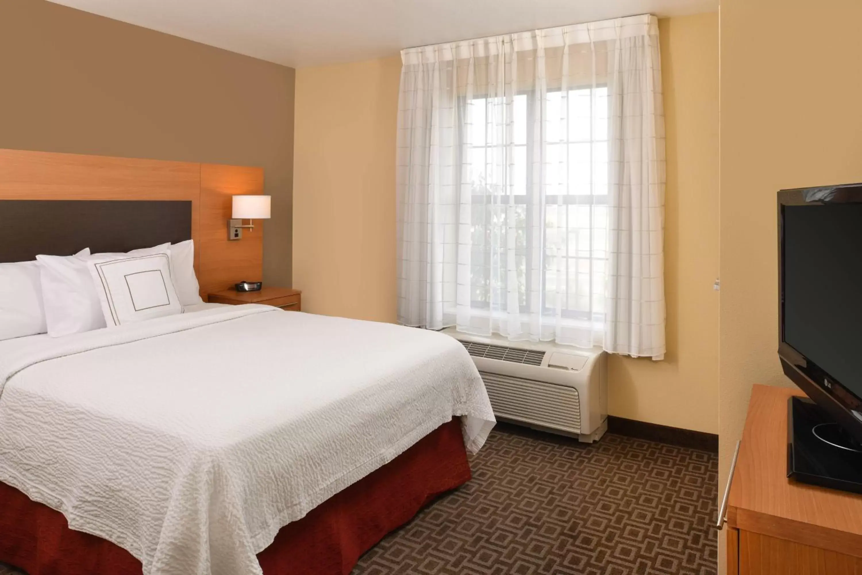 Bedroom, Bed in TownePlace Suites by Marriott Sacramento Roseville