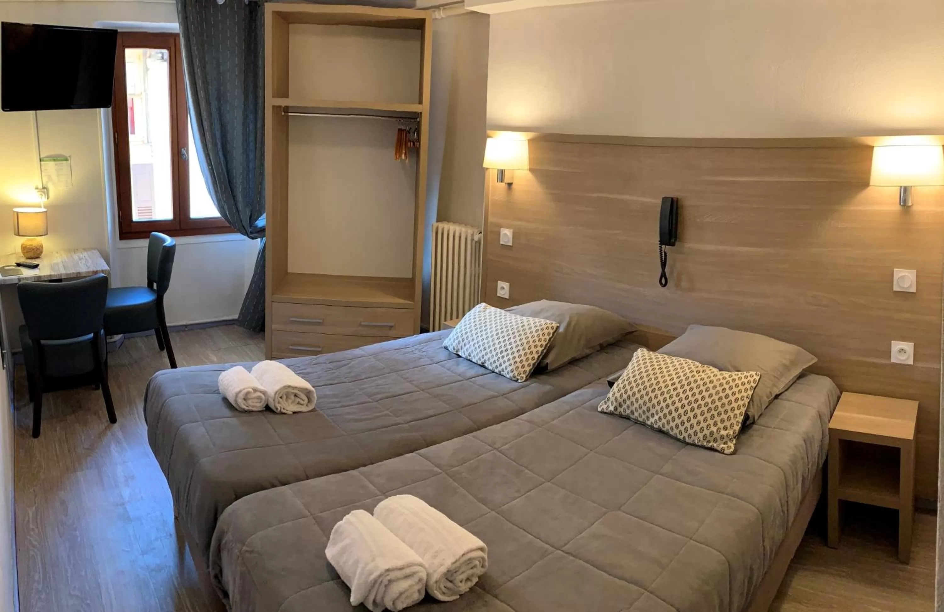 Hôtel Du Cheval Blanc Barcelonnette