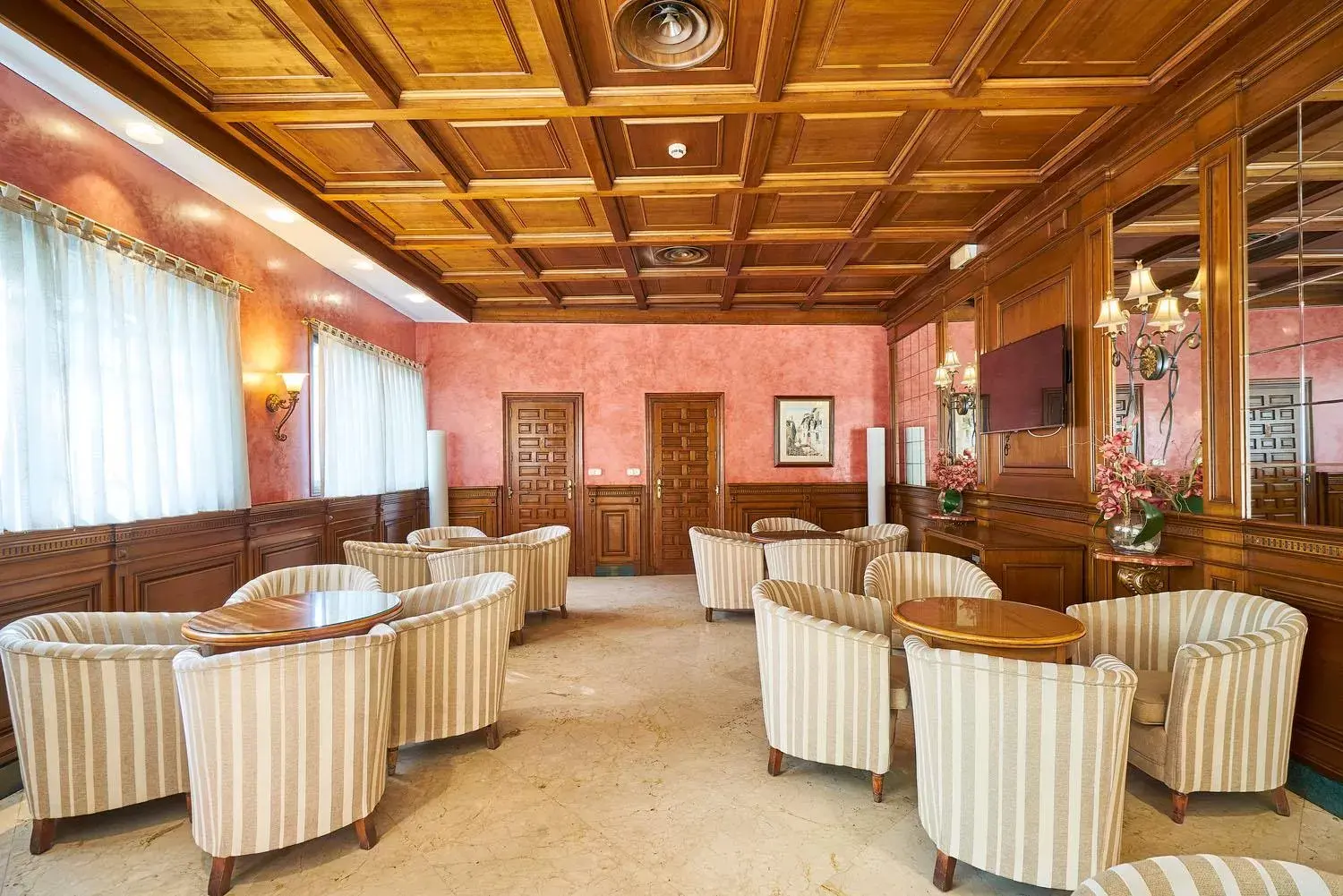 Lounge or bar in Crisol Guadalupe Lounge or bar in Crisol Guadalupe