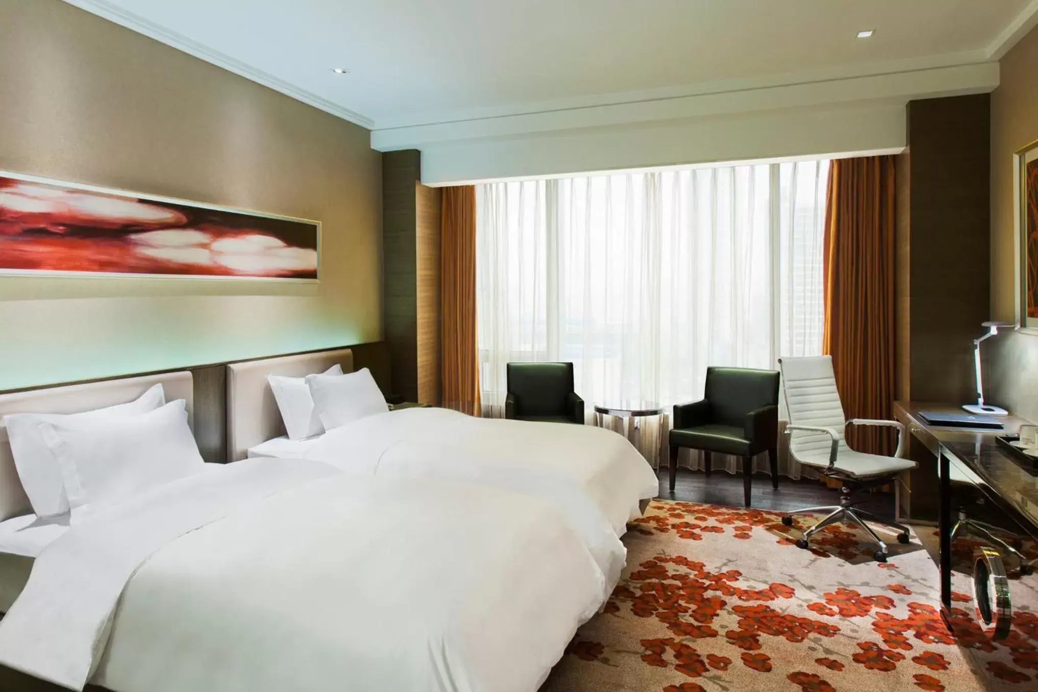 Photo of the whole room, Bed in Crowne Plaza Nanjing Jiangning, an IHG Hotel