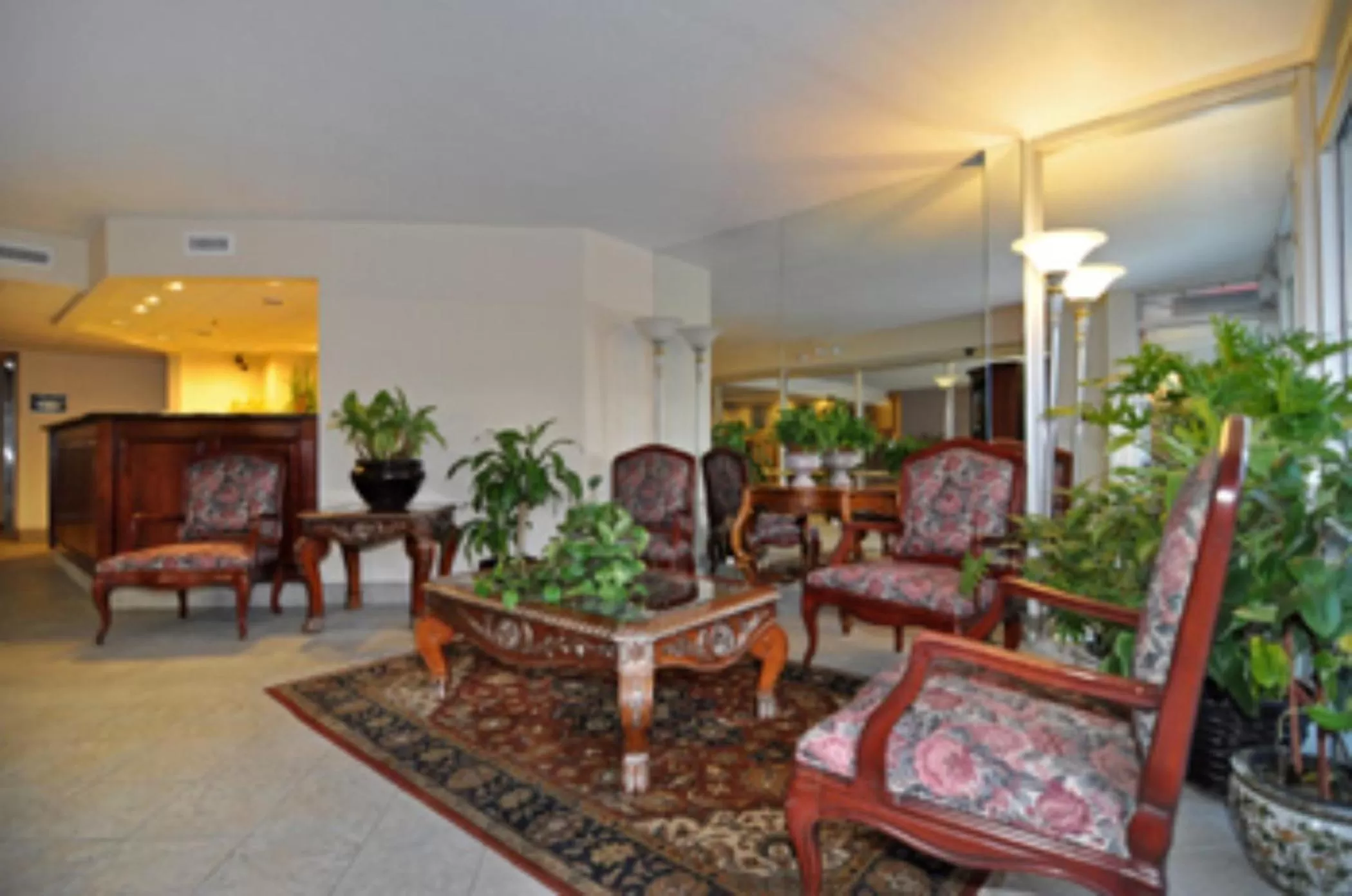 Lobby or reception in Gold Leaf Hotel of Dewey