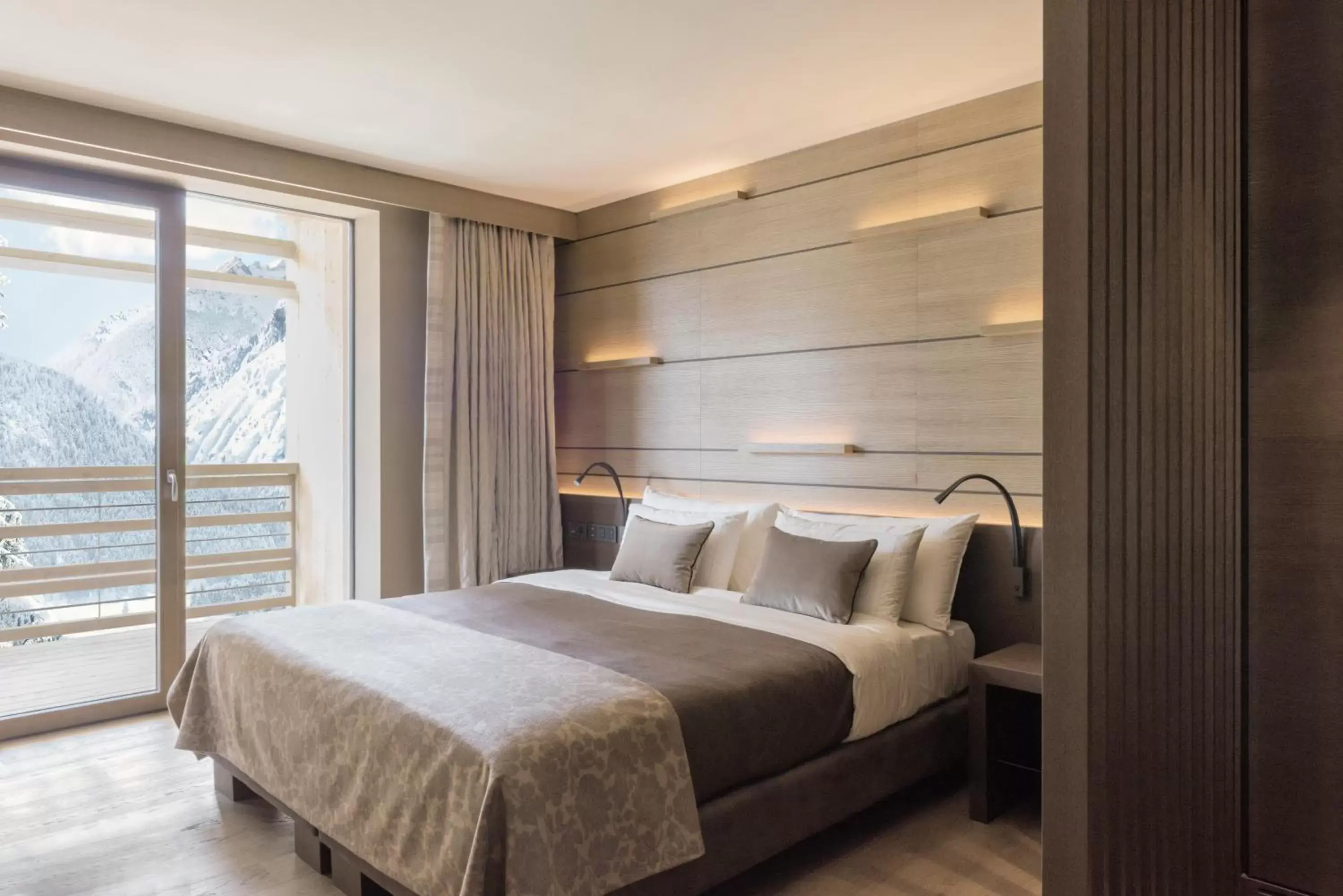 Bed in Lefay Resort & SPA Dolomiti