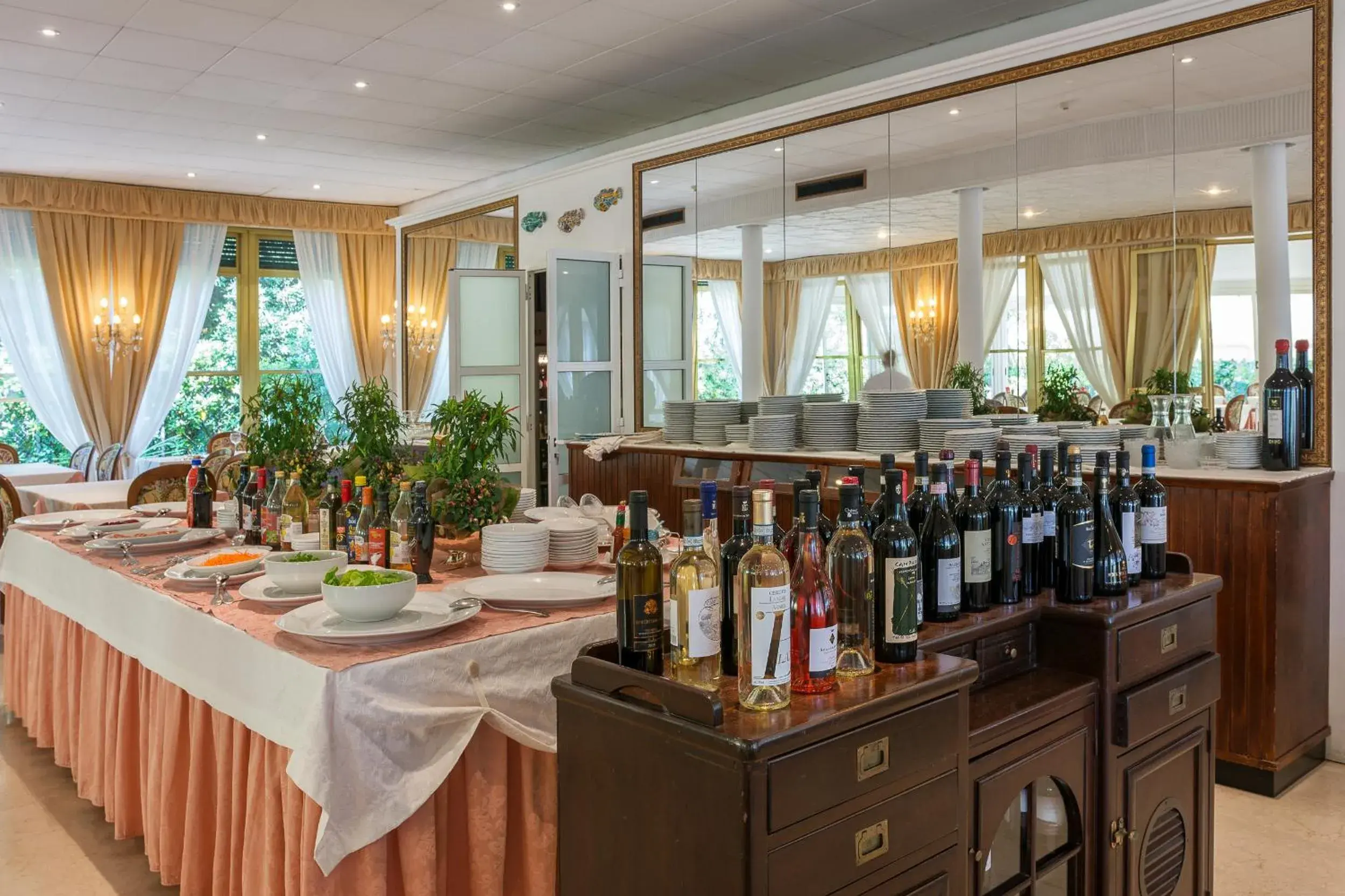 Restaurant/places to eat in Hotel Verdemare