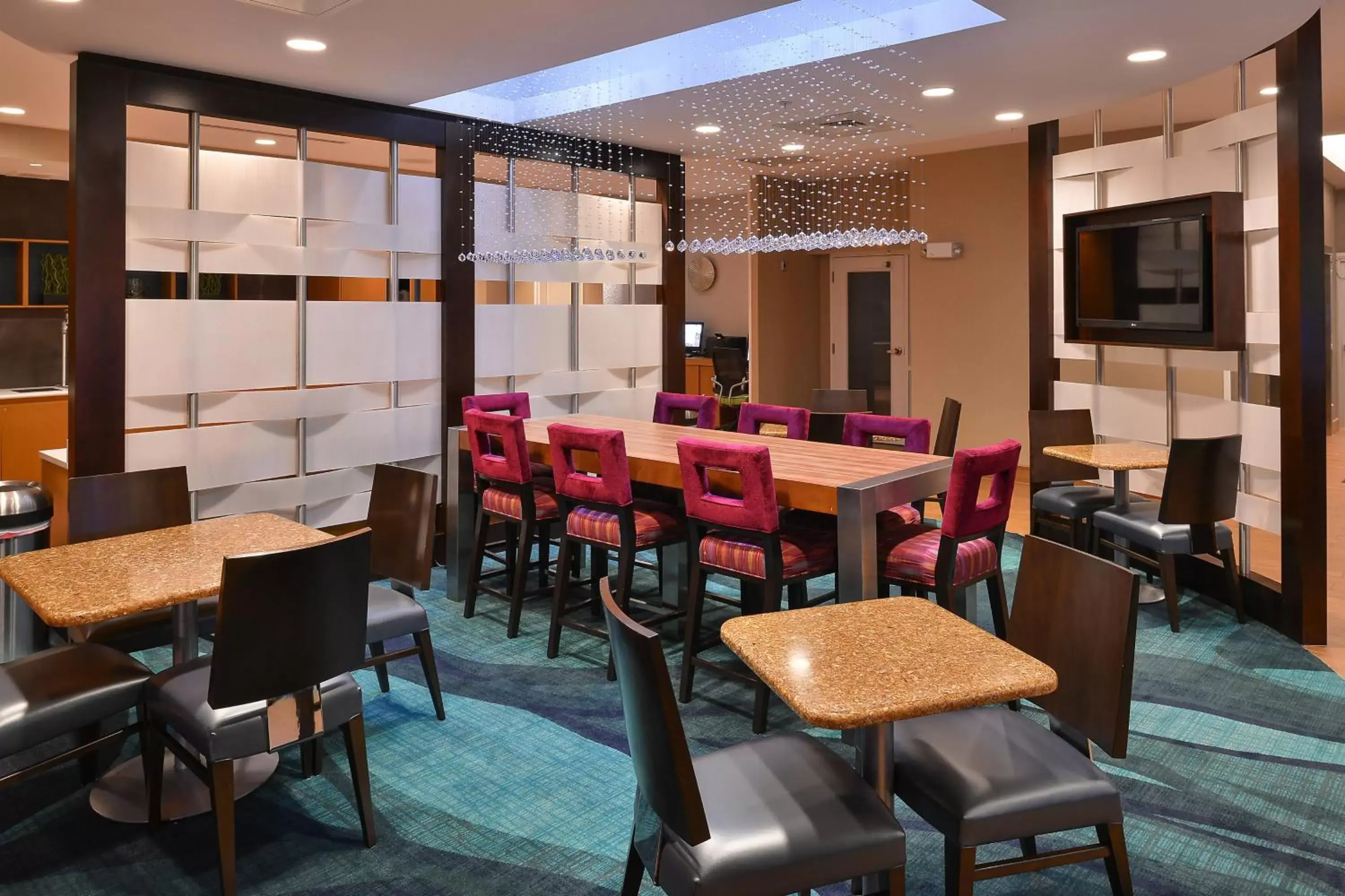 Lobby or reception, Restaurant/Places to Eat in SpringHill Suites by Marriott Voorhees Mt. Laurel/Cherry Hill