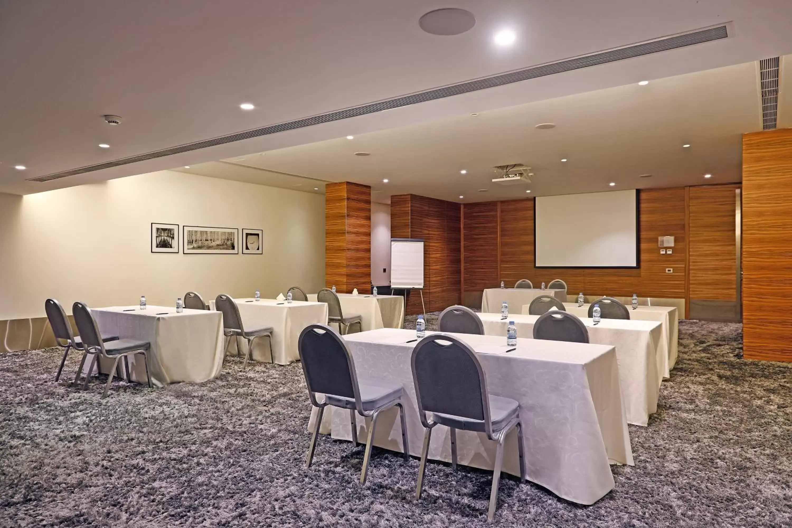 Banquet/Function facilities in Warwick Stone 55 Hotel Beirut