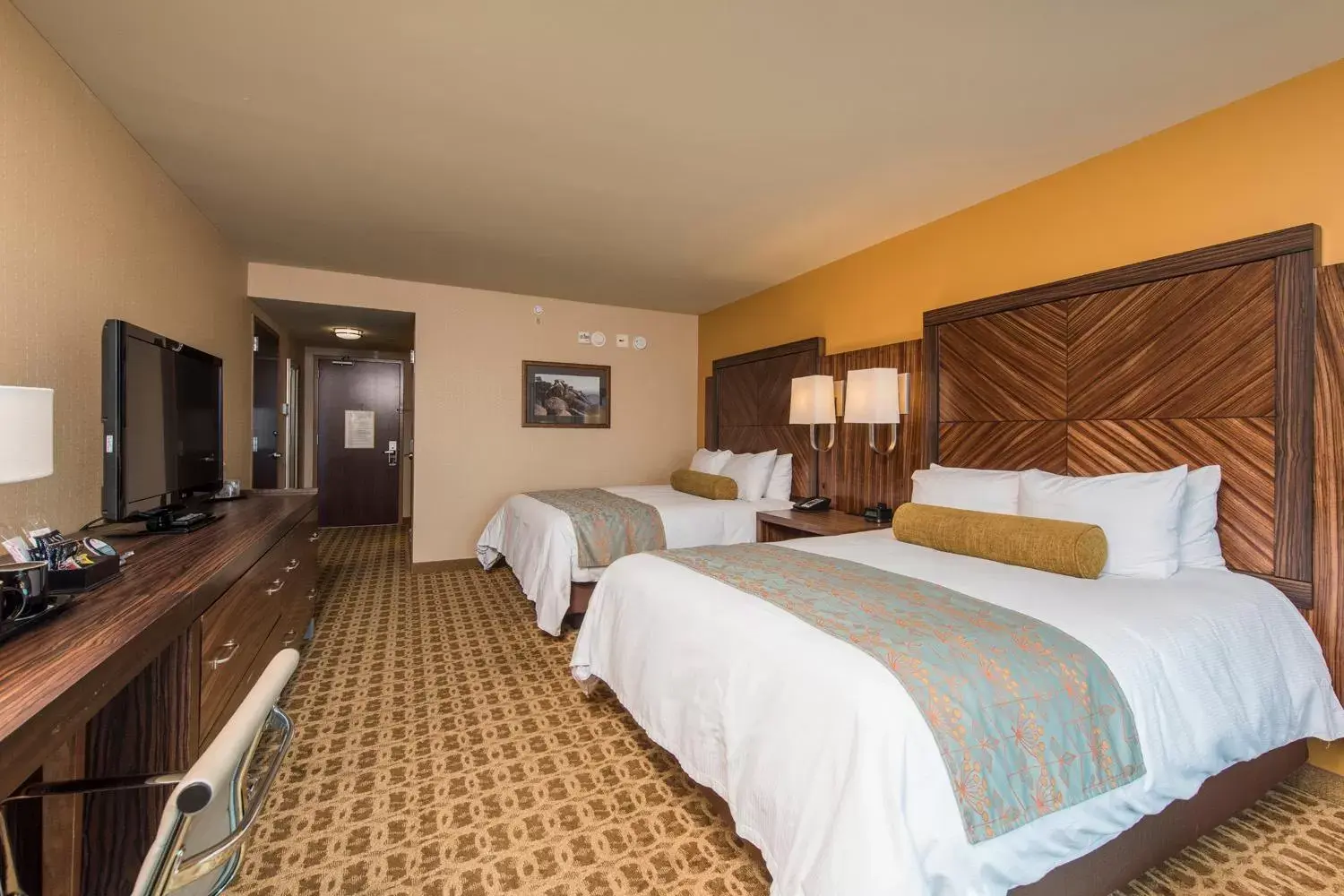Bed in Apache Casino Hotel