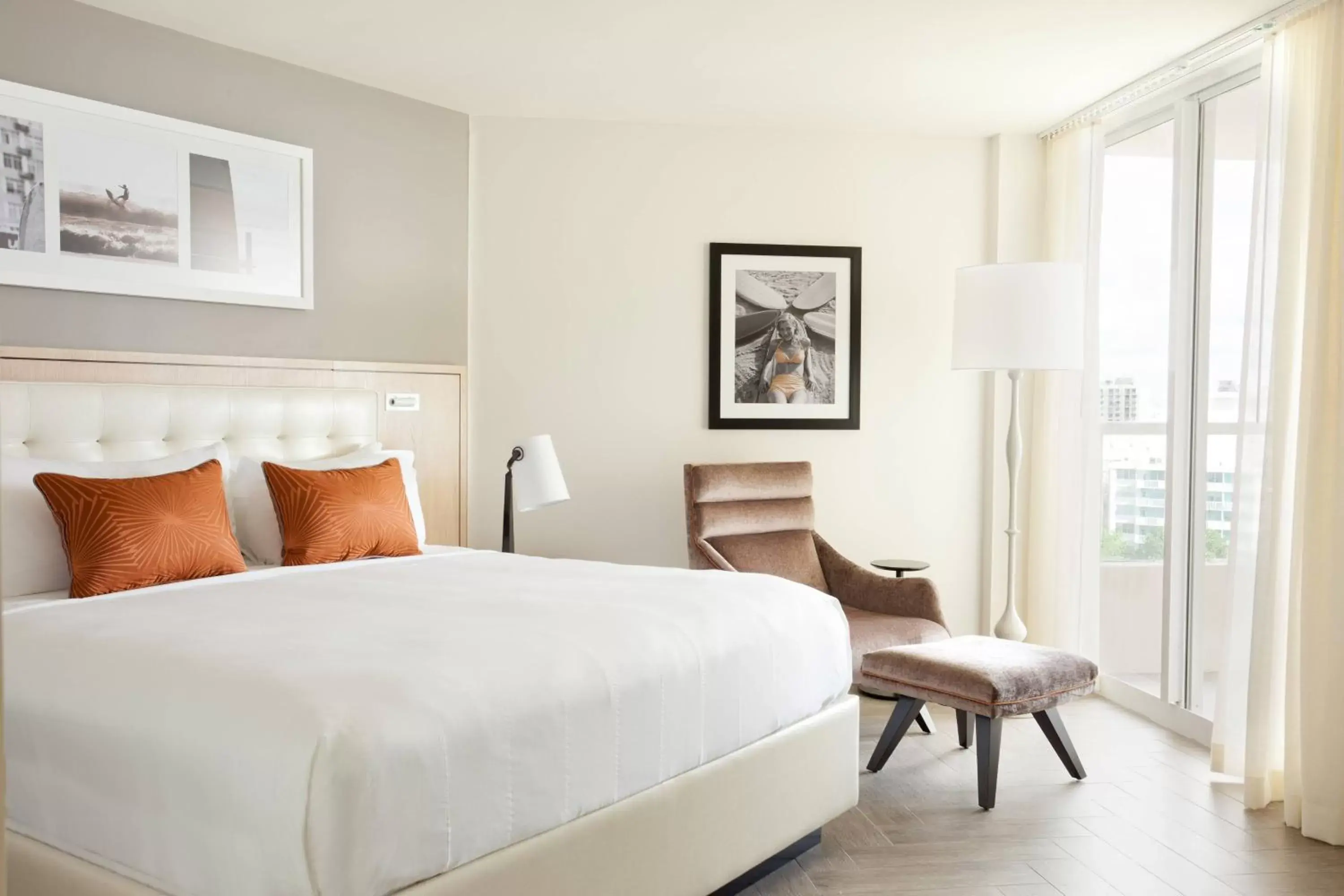 Bedroom, Bed in Marriott Stanton South Beach