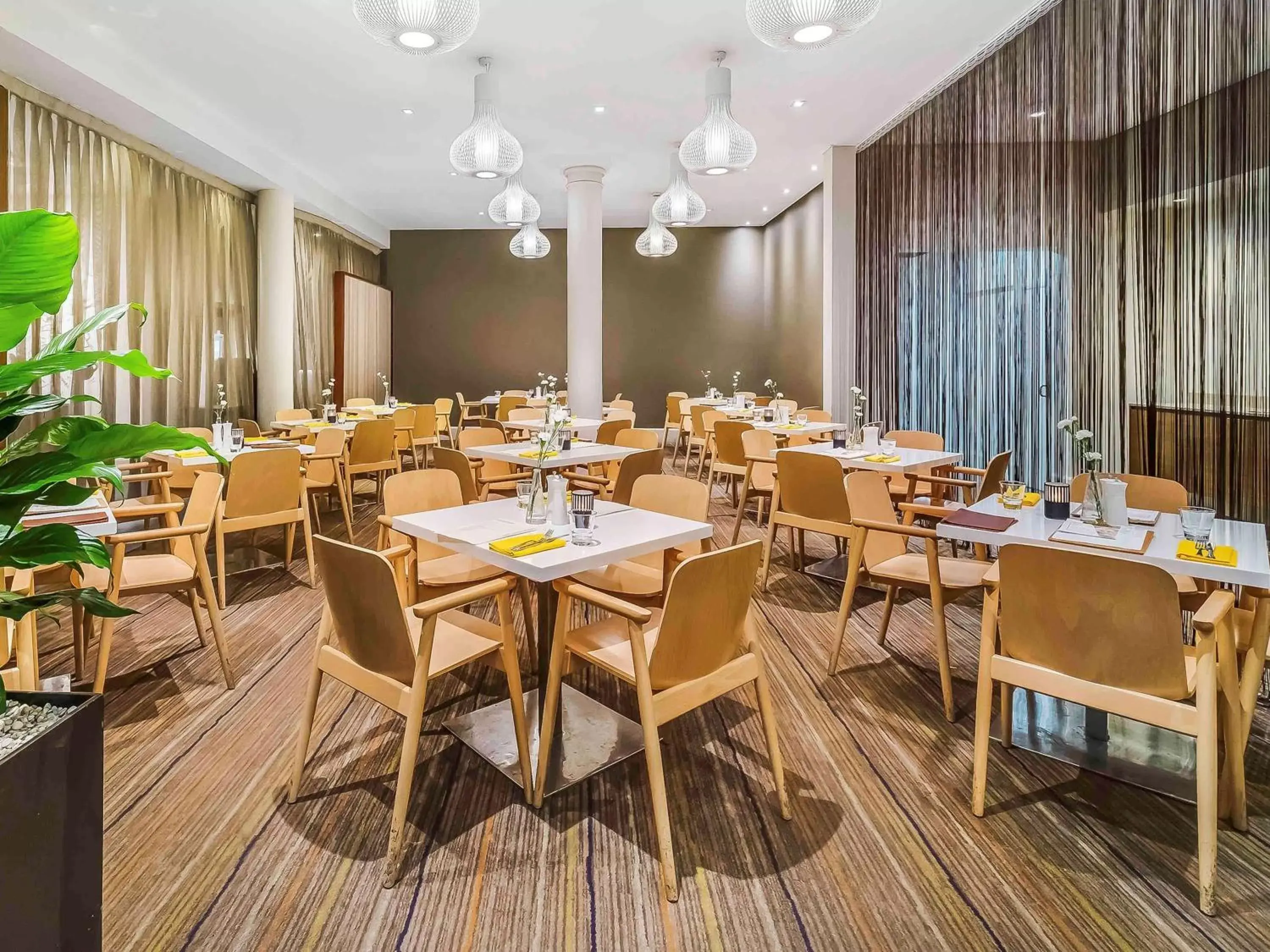 Restaurant/Places to Eat in Novotel Sydney Central