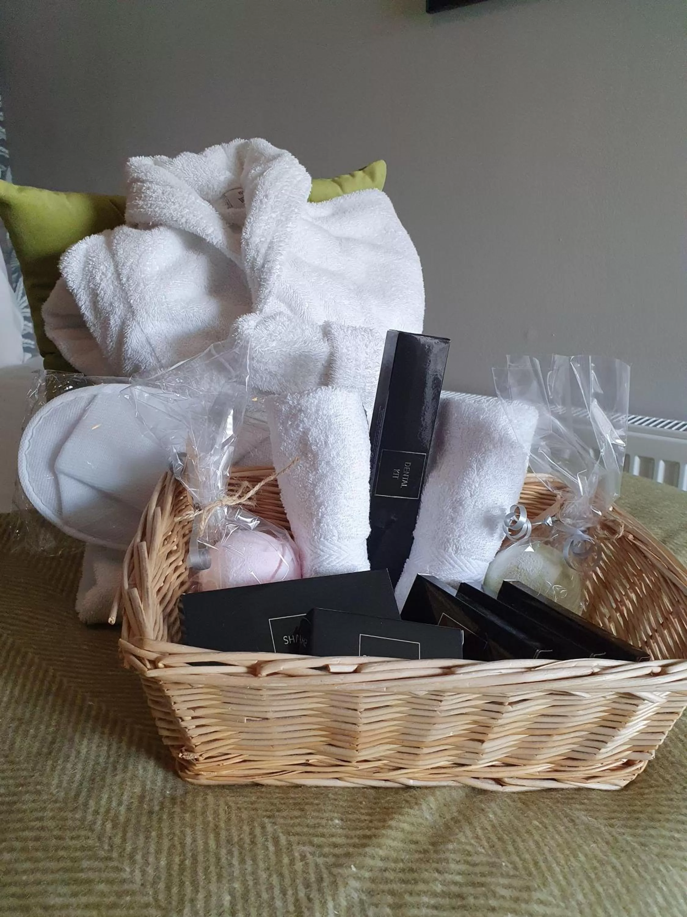 Bedroom in The Coach and Horses