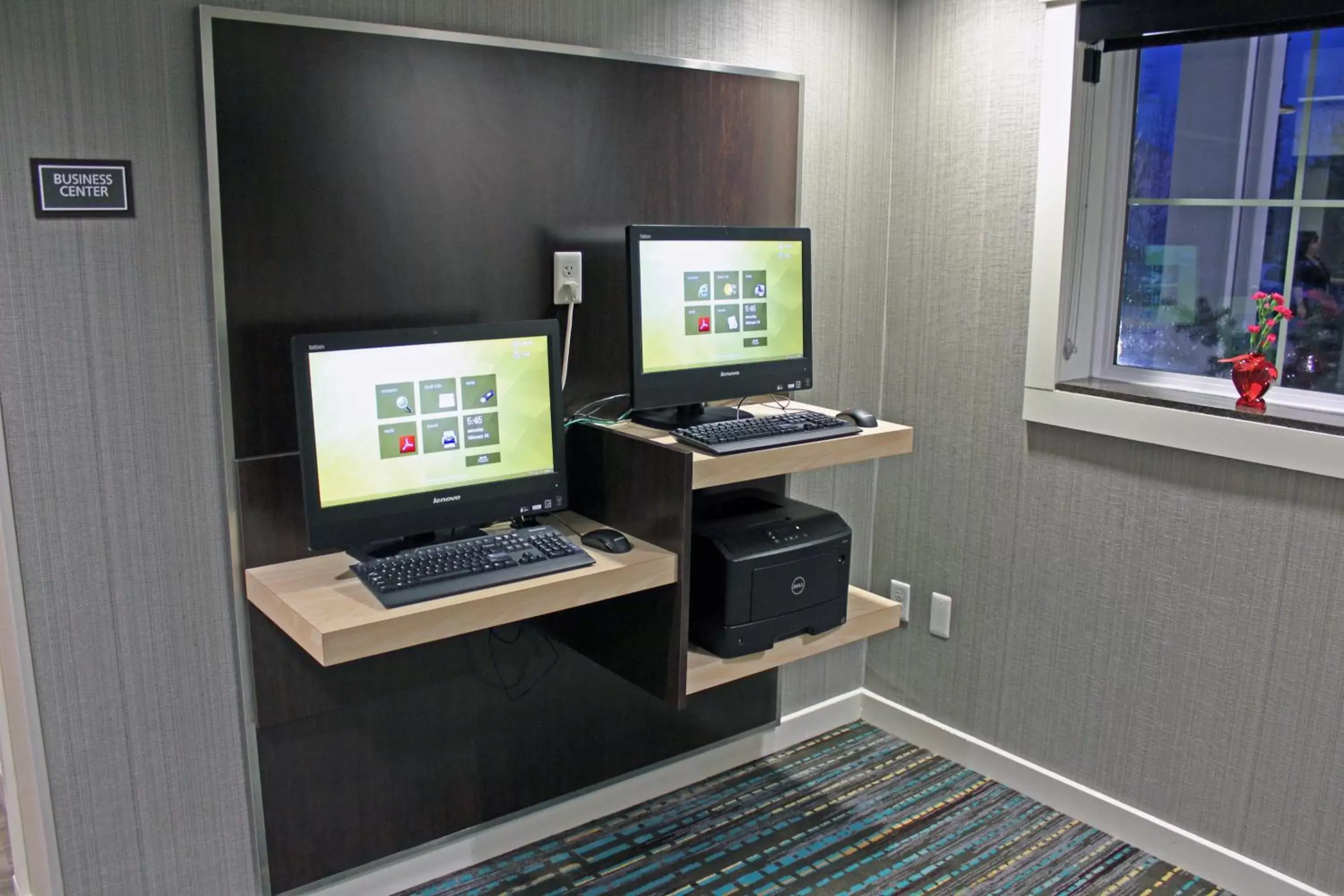 Business facilities, TV/Entertainment Center in Residence Inn by Marriott North Conway