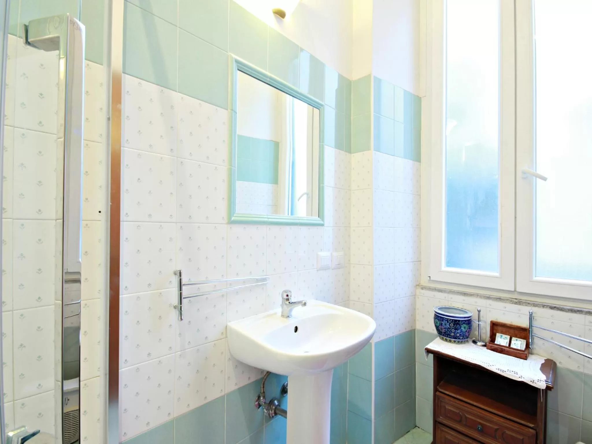 Bathroom in AcB Vaticano Suites