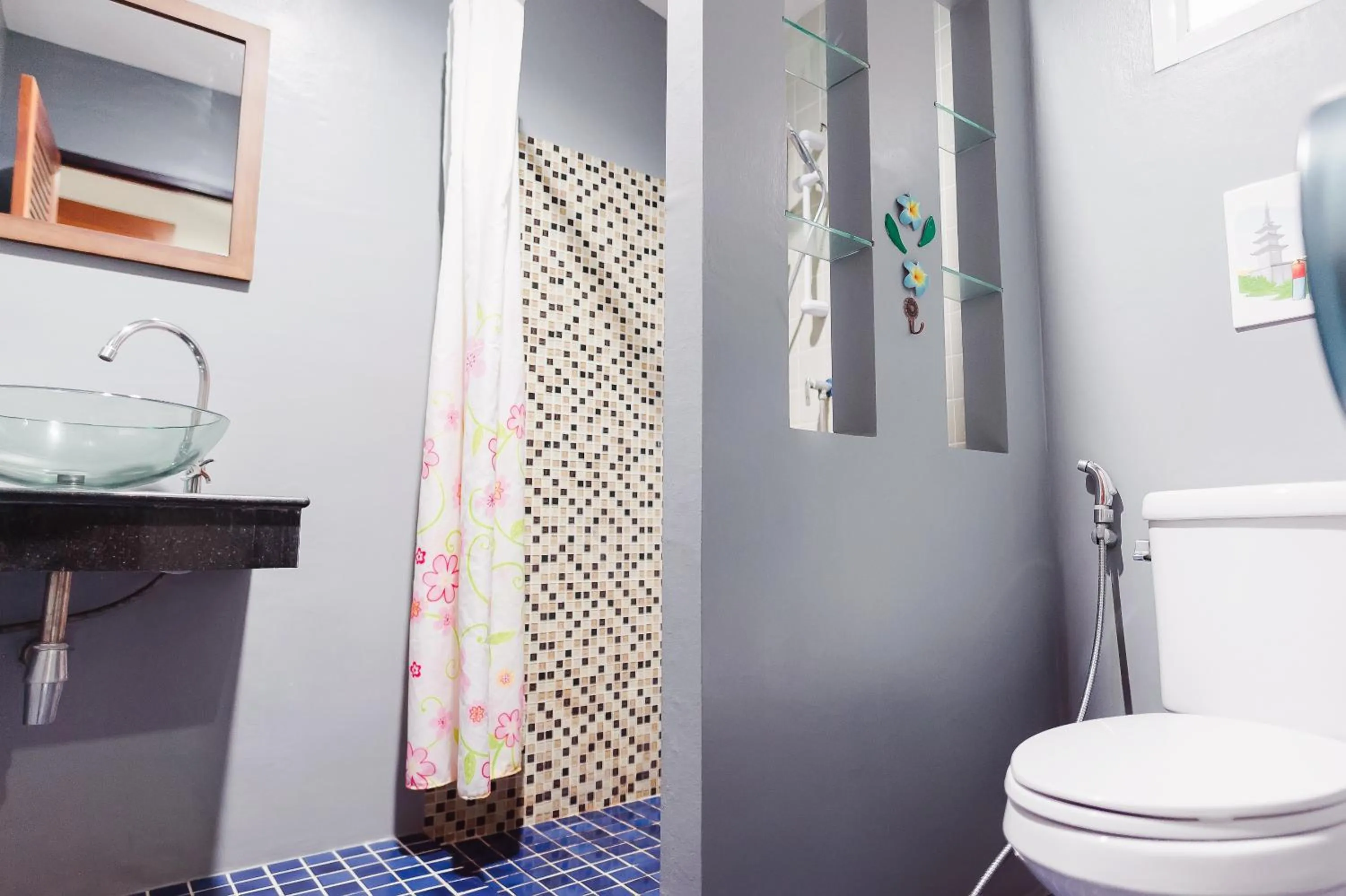 Shower in Siray Green Resort