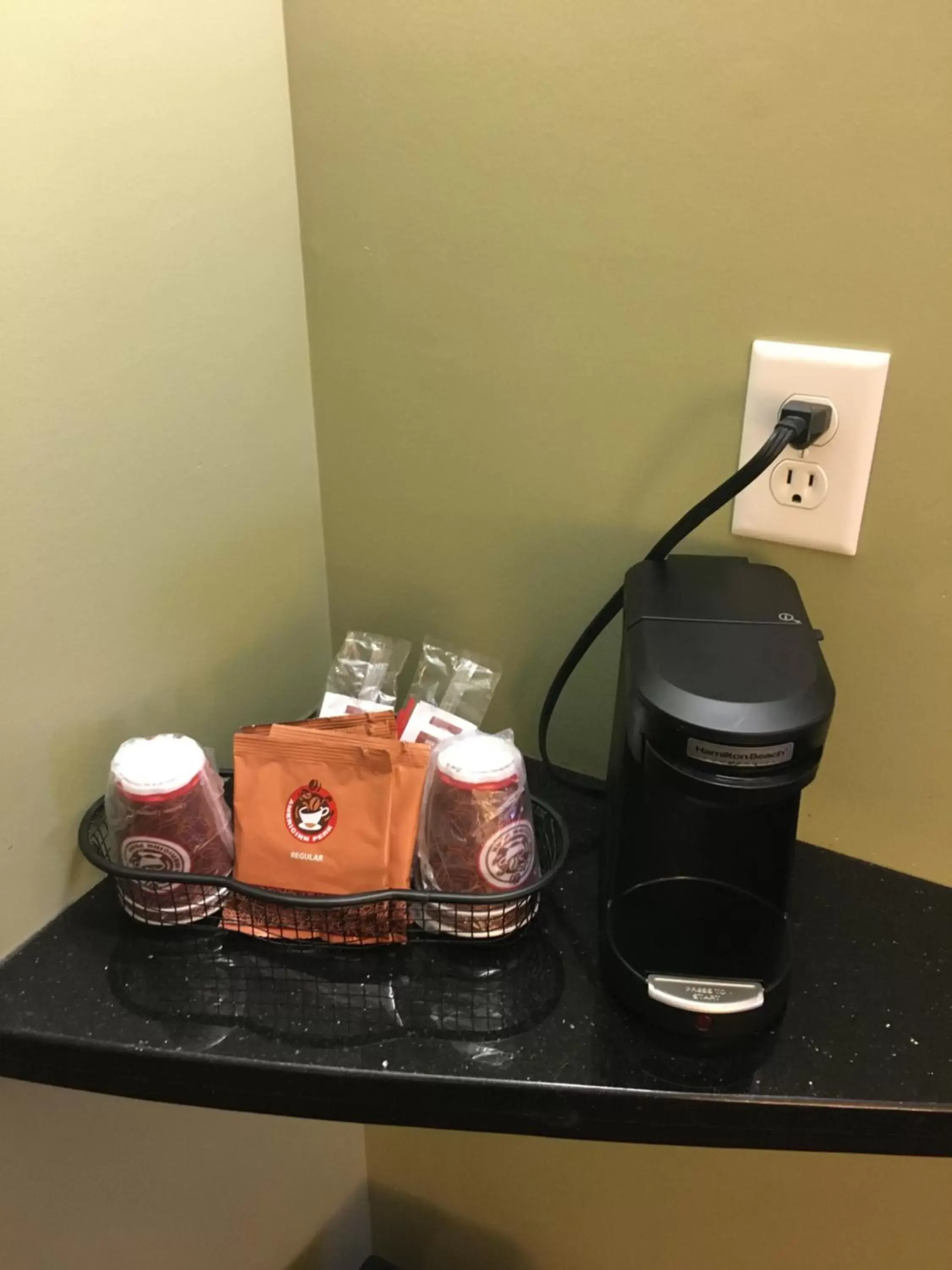 Coffee/tea facilities in AmericInn by Wyndham Fairfield