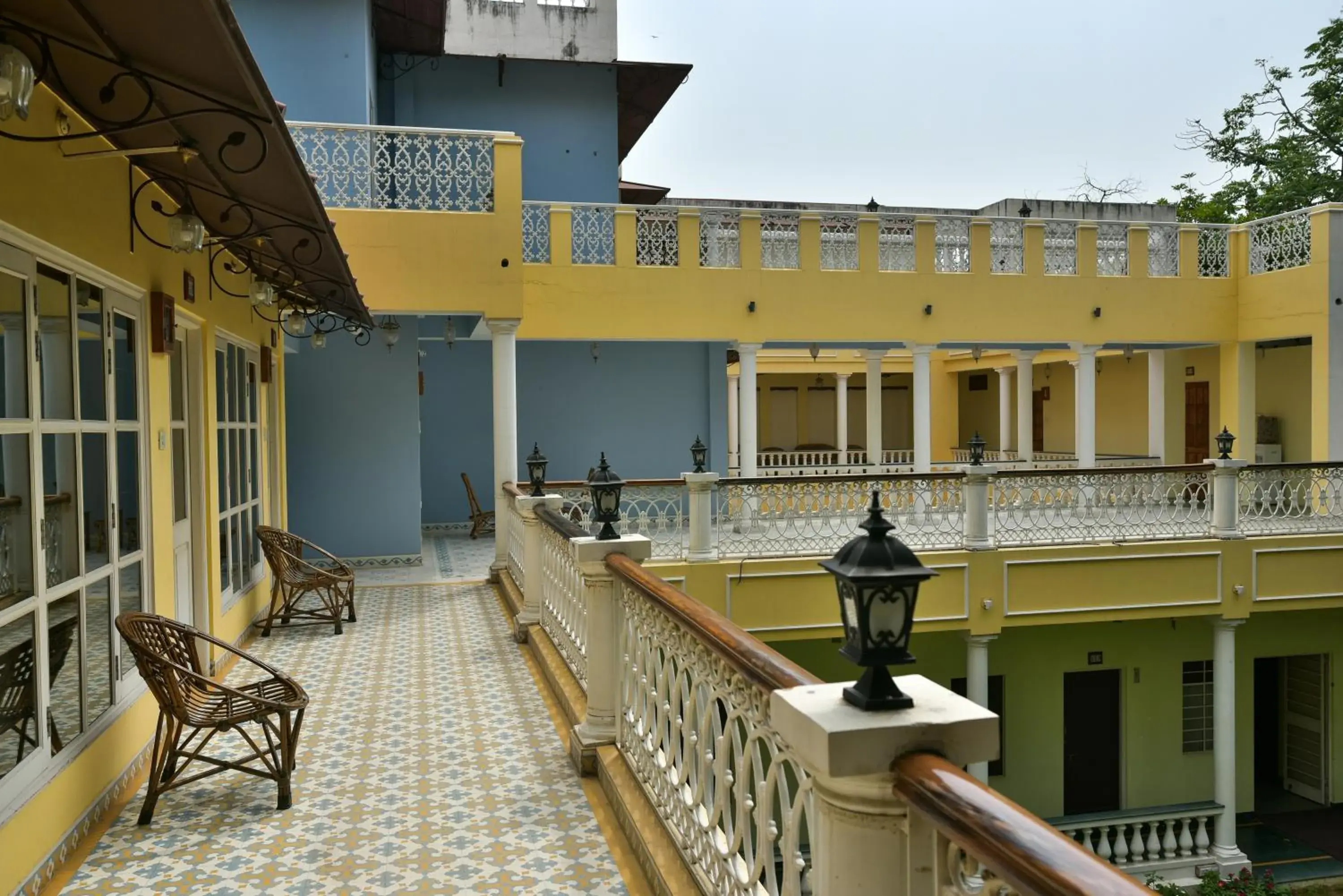 Balcony/Terrace in Jai Niwas Garden Hotel