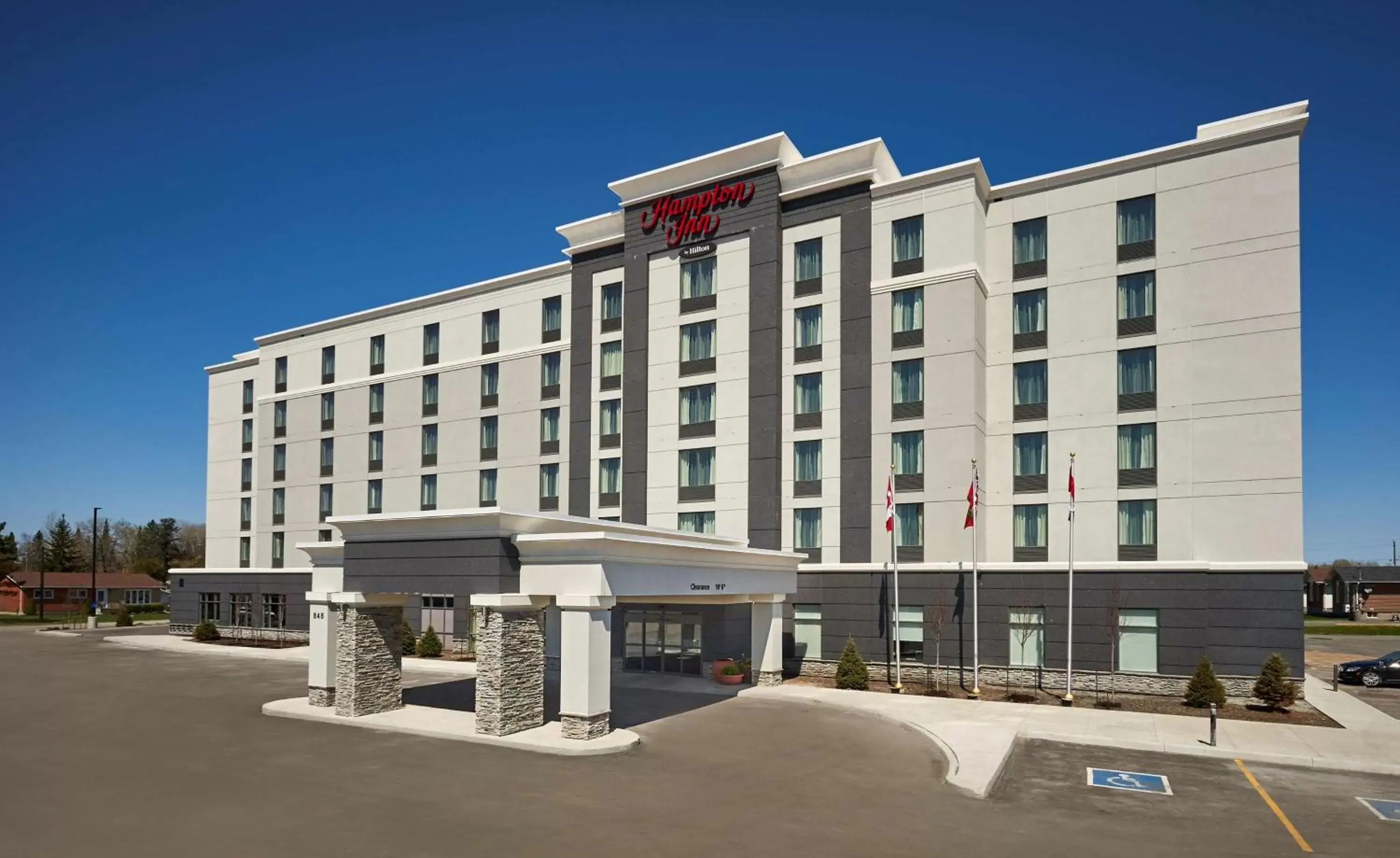 Property building in Hampton Inn by Hilton Timmins Property building in Hampton Inn by Hilton Timmins