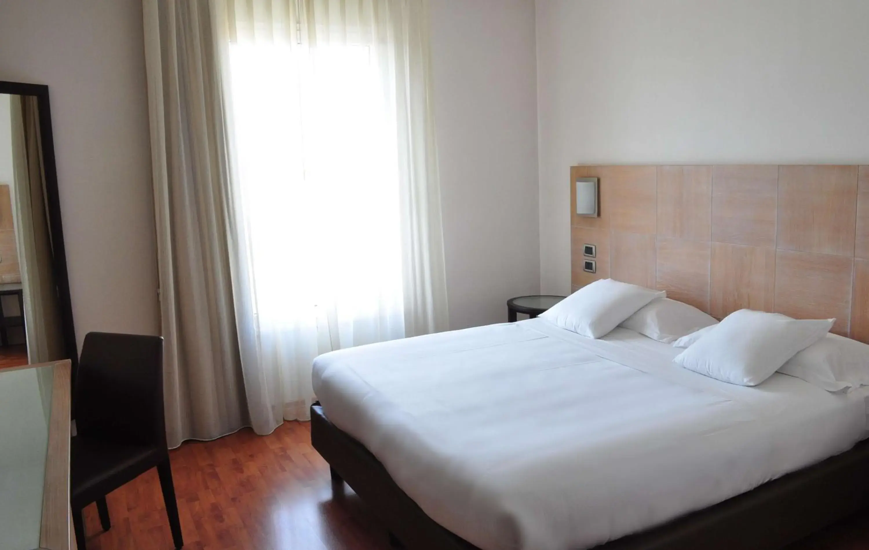 Bedroom, Bed in San Giorgio, Sure Hotel Collection by Best Western